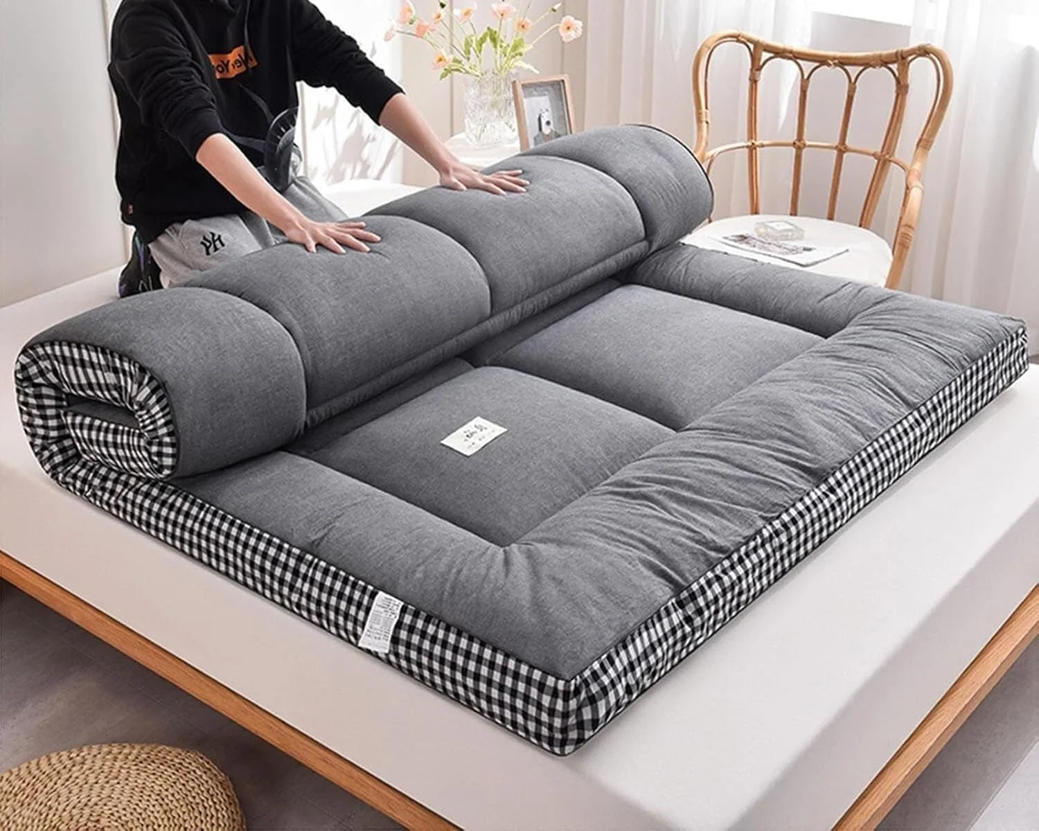 تشک تاشو ضخیم SXRLDZS، تشک فوتون تاتامی ژاپنی، تشک کف خواب پنبه ای تنفسی، برای استراحت، خوابگاه، تخت مهمان، کمپینگ، کاناپه (صورتی، 150 * 200 سانتی متر) تشک تاشو ضخیم SXRLDZS، تشک فوتون تاتامی ژاپنی، تشک کف خواب پنبه ای تنفسی، برای استراحت، خوابگاه، تخت مهمان، کمپینگ، کاناپه (صورتی، 150 * 200 سانتی متر)