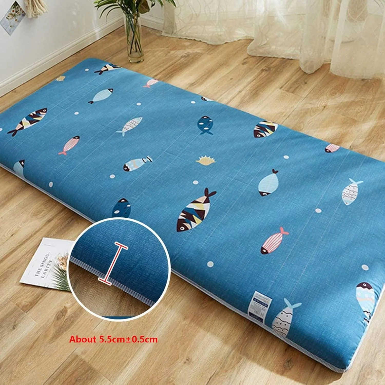 تشک تاتامی ضخیم 5.5 سانتی متری، تشک فوتون ژاپنی، تشک فوتون تاتامی، تشک کف، تشک تاشو خوابگاهی دانشجویی، پد تخت کف (رنگ: طرح ستاره، سایز: 150x200 سانتی متر) تشک تاتامی ضخیم 5.5 سانتی متری، تشک فوتون ژاپنی، تشک فوتون تاتامی، تشک کف، تشک تاشو خوابگاهی دانشجویی، پد تخت کف (رنگ: طرح ستاره، سایز: 150x200 سانتی متر)