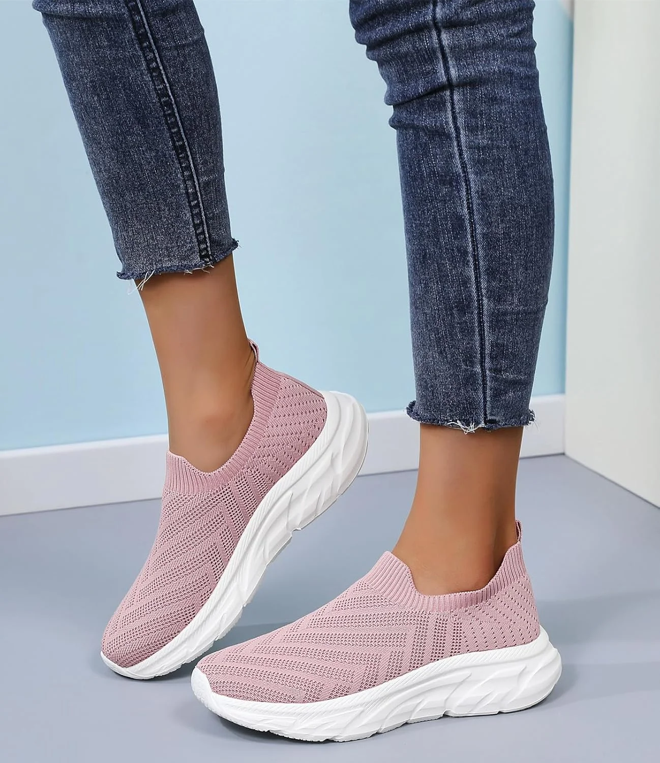 کفش پیاده روی زنانه، مدل slip-on، راحت، سبک، با قابلیت تنفس، جورابی توری، ضد لغزش، مناسب ورزش، مد روز، کفش تنیس و دویدن کفش پیاده روی زنانه، مدل slip-on، راحت، سبک، با قابلیت تنفس، جورابی توری، ضد لغزش، مناسب ورزش، مد روز، کفش تنیس و دویدن