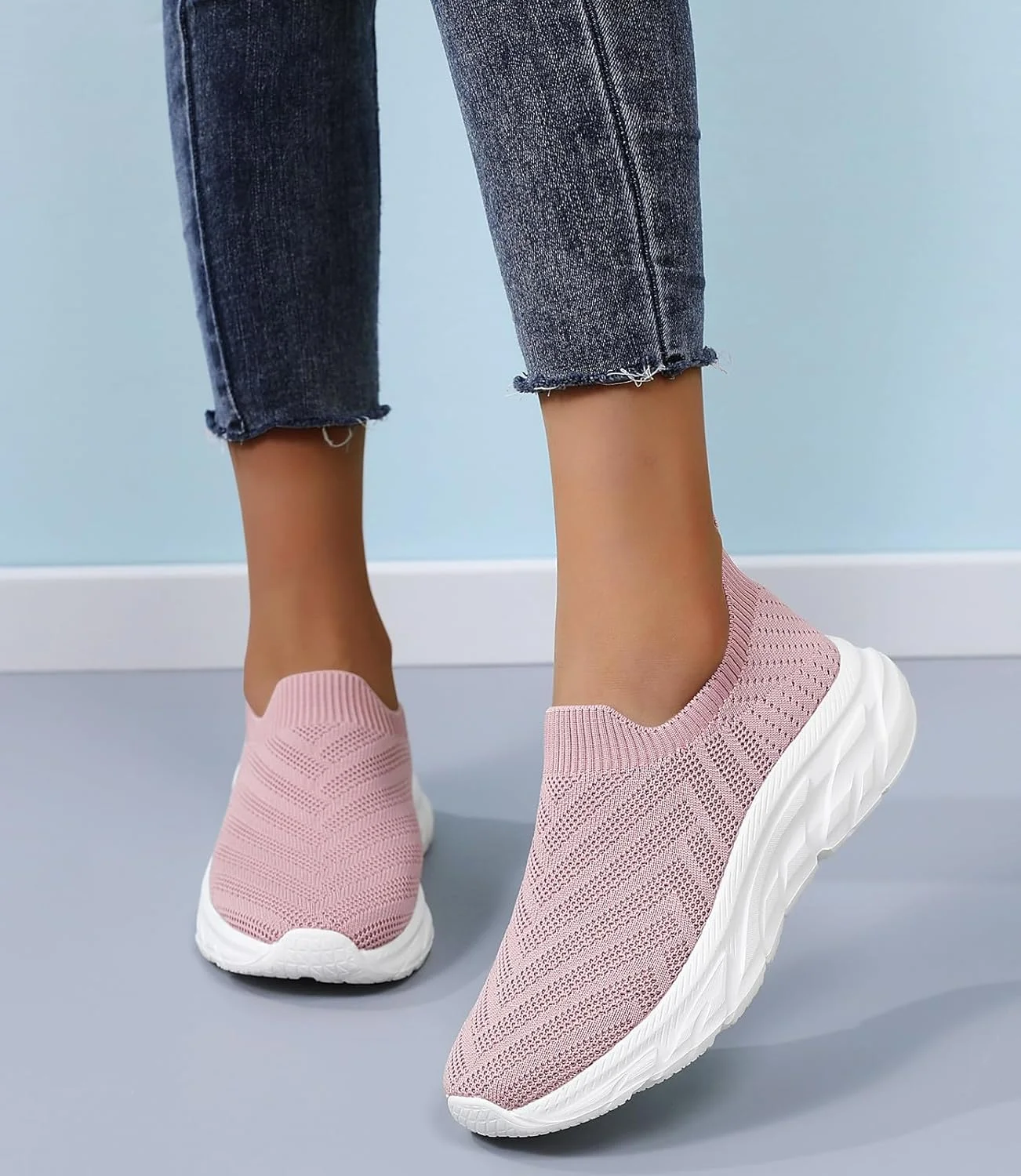 کفش پیاده روی زنانه، مدل slip-on، راحت، سبک، با قابلیت تنفس، جورابی توری، ضد لغزش، مناسب ورزش، مد روز، کفش تنیس و دویدن کفش پیاده روی زنانه، مدل slip-on، راحت، سبک، با قابلیت تنفس، جورابی توری، ضد لغزش، مناسب ورزش، مد روز، کفش تنیس و دویدن