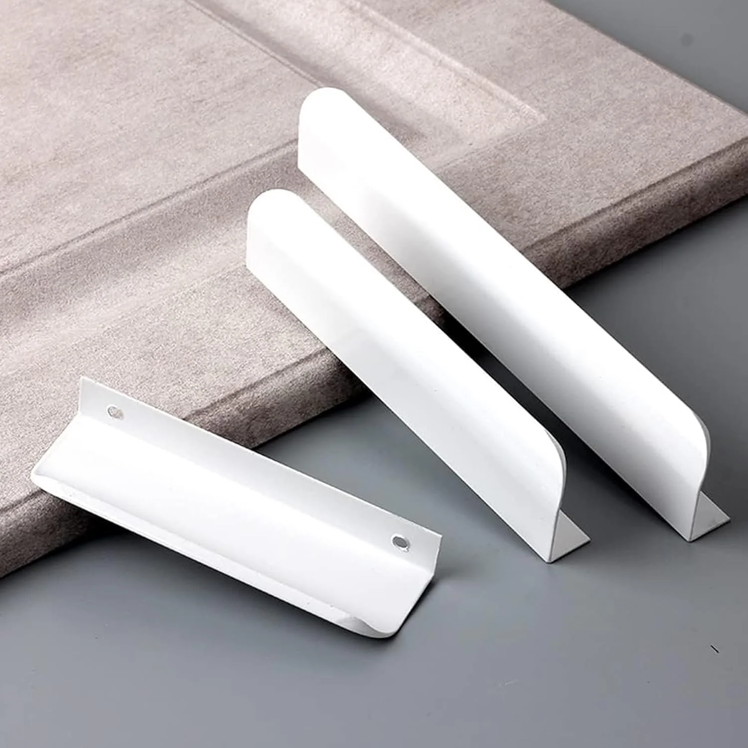 دستگیره مخفی کابینت آشپزخانه SANJIAOJIA، دستگیره درب کمد، کشو، کمد دیواری اتاق خواب، دستگیره لبه انگشتی فرورفته، دستگیره پروفیل، سخت افزار آلومینیومی سفید براق (طول: 200 میلی متر)