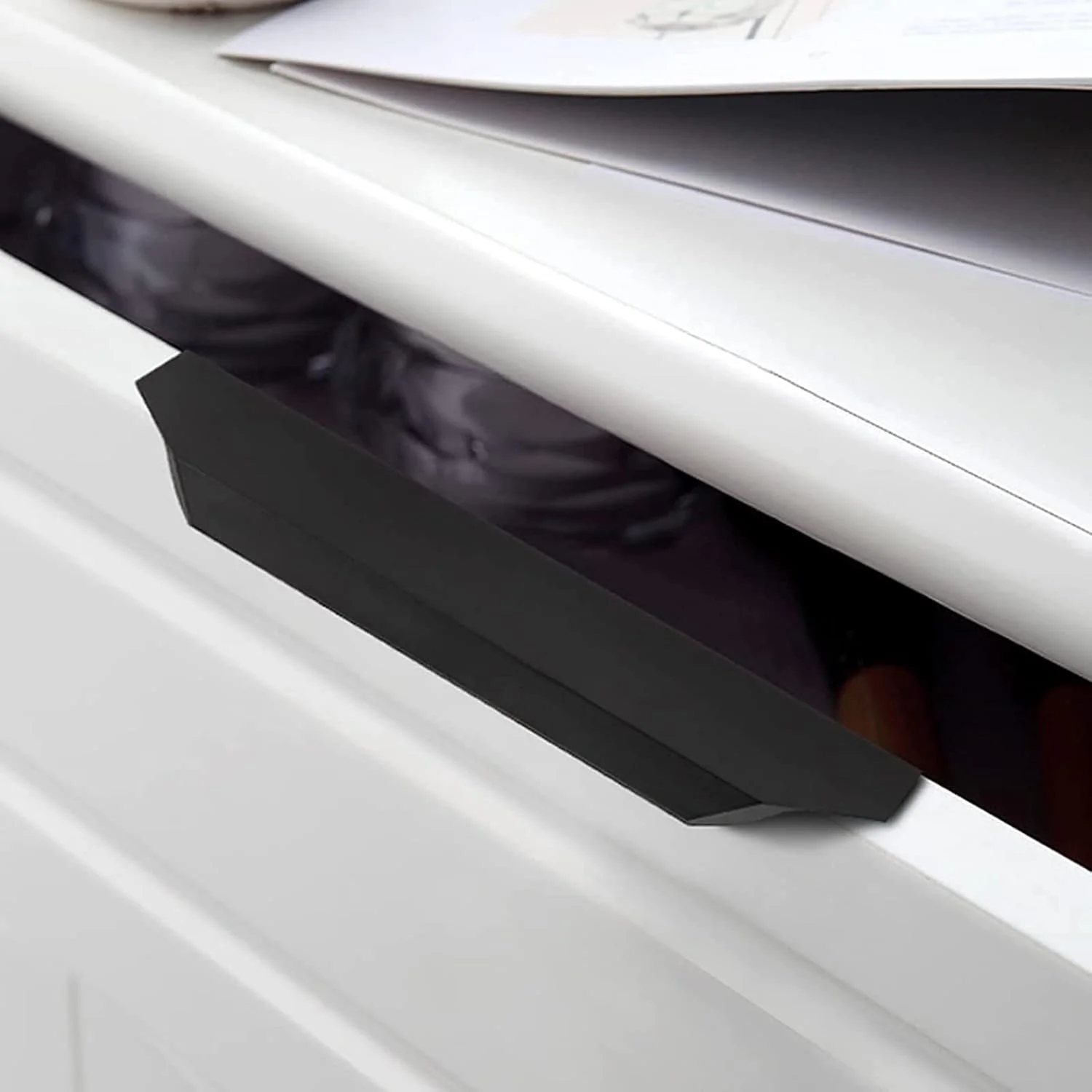 دستگیره کابینت مشکی HONGTUWY، دستگیره لبه انگشتی کابینت، دستگیره مخفی کشویی درب منحنی برای کابینت آشپزخانه منزل (طول: 1100 میلی متر)