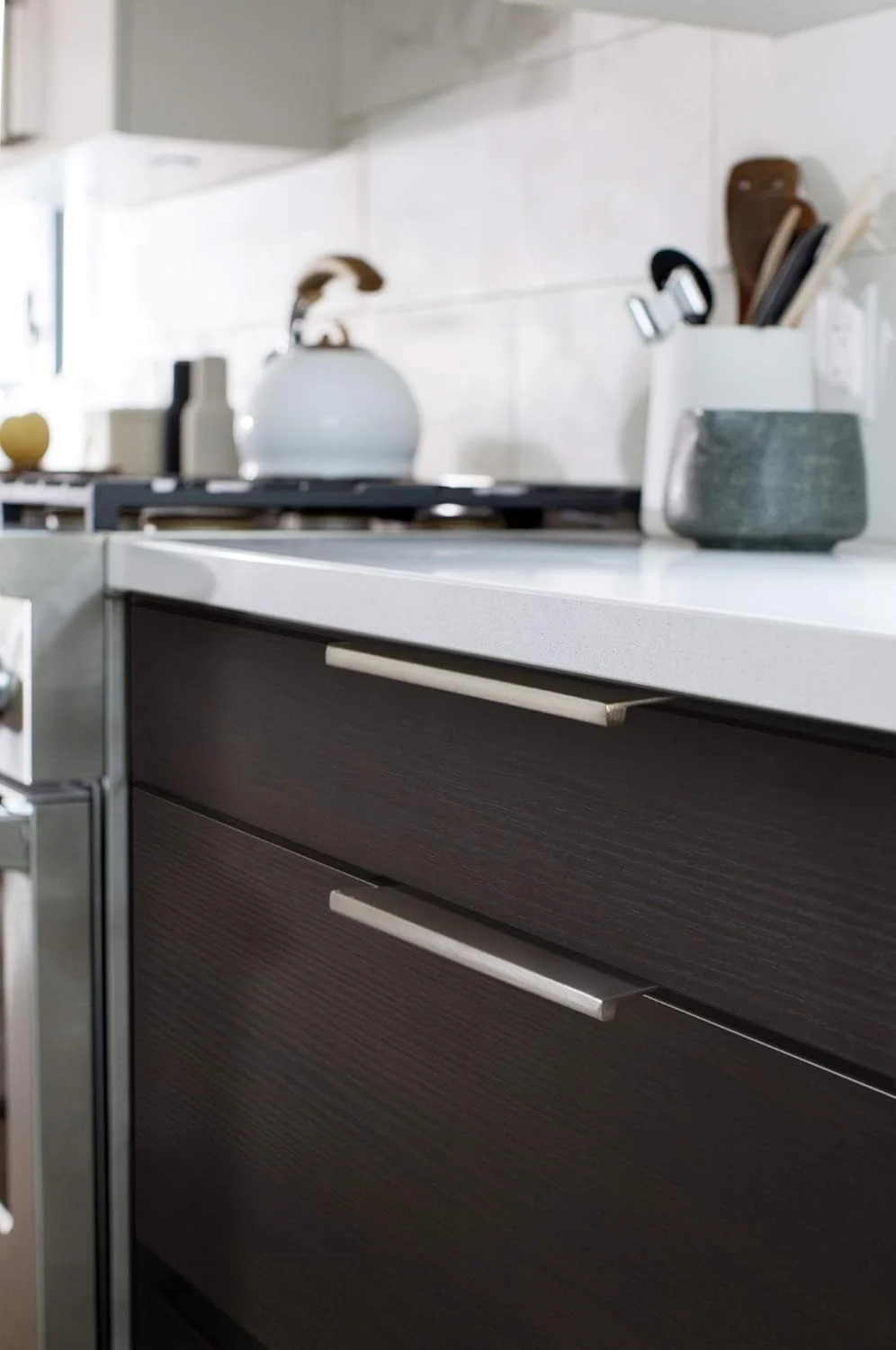 دستگیره کابینت انگشتی Emtek 87100US26 مدل 87100 Edge با فاصله مرکز تا مرکز 3 اینچ