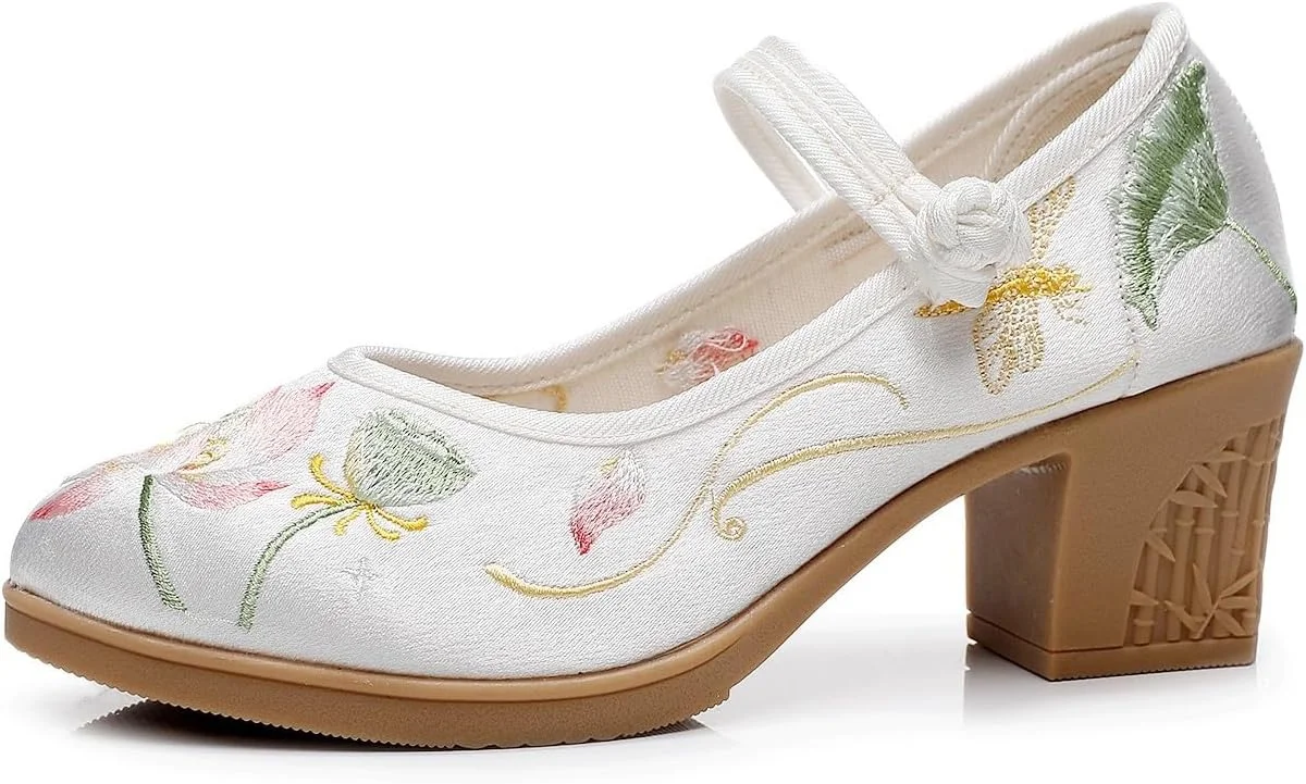 کفش های پاشنه متوسط زنانه GHAKKE مدل 2024 با گلدوزی گل به سبک چینی، کفش های با سبک باستانی مناسب چئونگسام هانفو، کفش های شرقی مناسب اجرای صحنه، کفش های سبک و راحت با بند مچ پا (سفید، 38 EU)