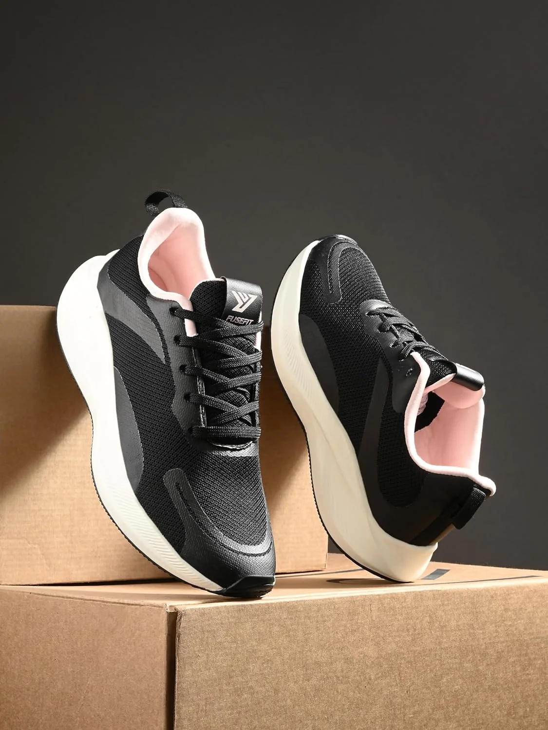 کفش ورزشی زنانه فیوزفیت مدل NAOMI FF کفش ورزشی زنانه فیوزفیت مدل NAOMI FF