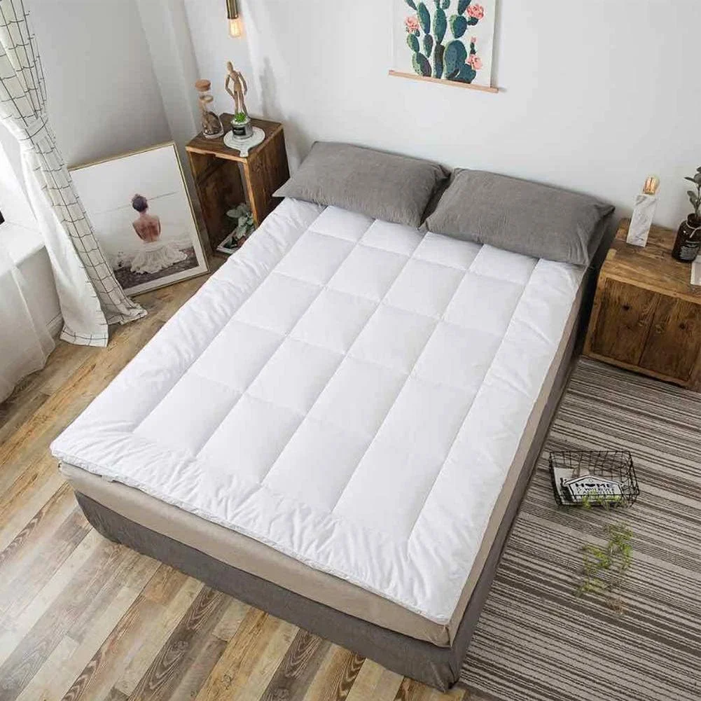 تشک فوتون تاشو، تشک راحت و تنفسی، پد نرم تاتامی برای کف زمین، مناسب برای خواب یک نفره و دو نفره، هتل و خوابگاه (رنگ: سفید، سایز: کامل) تشک فوتون تاشو، تشک راحت و تنفسی، پد نرم تاتامی برای کف زمین، مناسب برای خواب یک نفره و دو نفره، هتل و خوابگاه (رنگ: سفید، سایز: کامل)