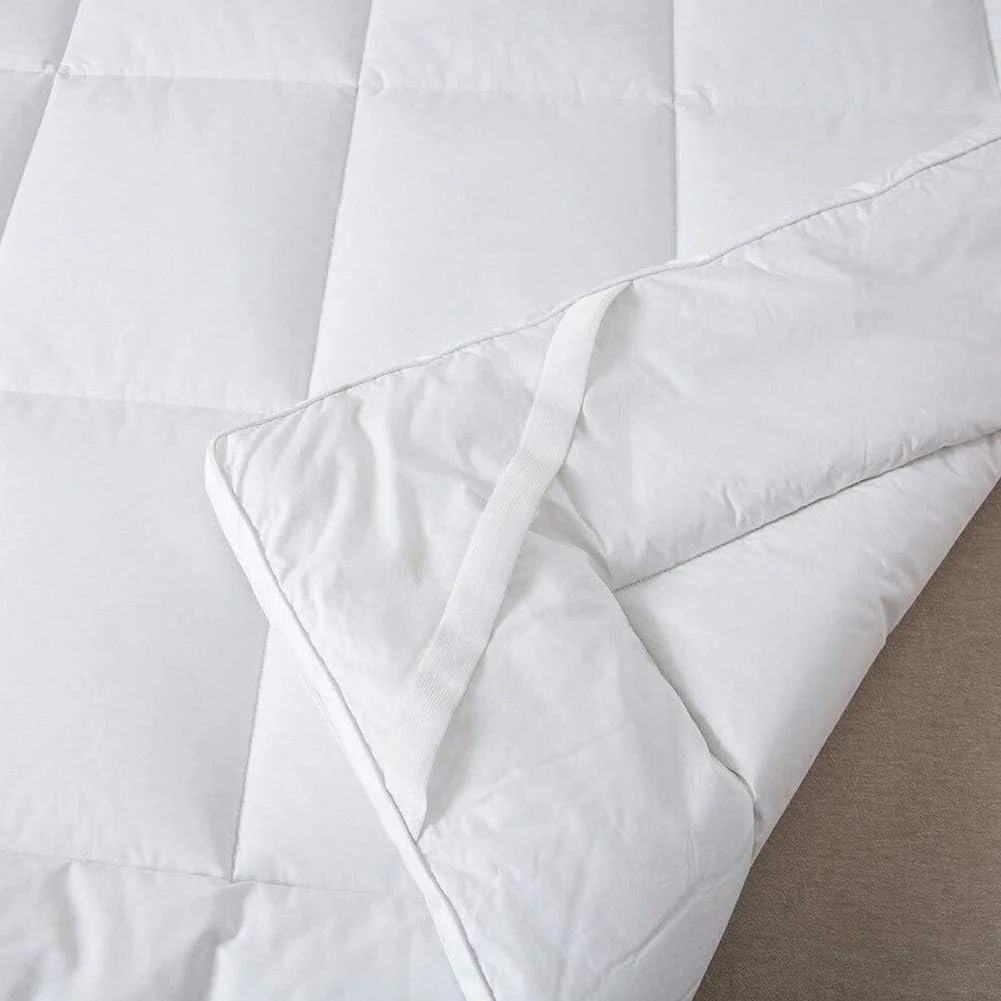 تشک فوتون تاشو، تشک راحت و تنفسی، پد نرم تاتامی برای کف زمین، مناسب برای خواب یک نفره و دو نفره، هتل و خوابگاه (رنگ: سفید، سایز: کامل) تشک فوتون تاشو، تشک راحت و تنفسی، پد نرم تاتامی برای کف زمین، مناسب برای خواب یک نفره و دو نفره، هتل و خوابگاه (رنگ: سفید، سایز: کامل)