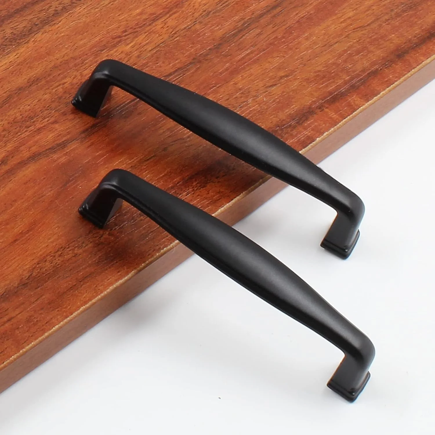 دستگیره کابینت Qjaiune، بسته 10 عددی، 96 میلی‌متری (3 3/4 اینچ)، مشکی، دستگیره مدرن کشو، دستگیره کمد، مناسب برای کابینت، کمد لباس