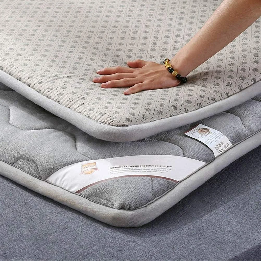 تشک تاتامی تاشو نرم AD&HD، تشک ضخیم رول آپ زیرانداز قابل حمل ژاپنی، پد خواب یک نفره و دو نفره برای کمپینگ، خوابگاه، خانه (رنگ: قهوه ای، سایز: Twin) تشک تاتامی تاشو نرم AD&HD، تشک ضخیم رول آپ زیرانداز قابل حمل ژاپنی، پد خواب یک نفره و دو نفره برای کمپینگ، خوابگاه، خانه (رنگ: قهوه ای، سایز: Twin)