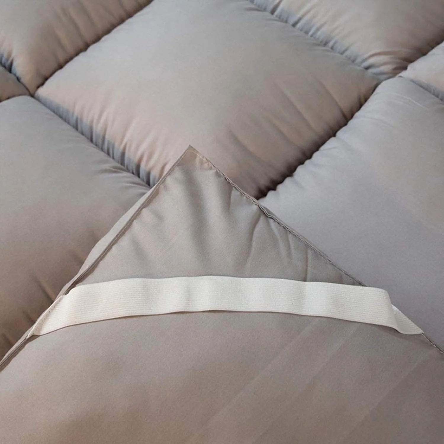 تشک تاتامی تاشو ژاپنی AD&HD، فوتون نرم، زیرانداز راحت و قابل تنفس، پد خواب قابل حمل برای اتاق خوابگاه و نشیمن (رنگ: بنفش، سایز: کینگ: 180x200 سانتی متر) تشک تاتامی تاشو ژاپنی AD&HD، فوتون نرم، زیرانداز راحت و قابل تنفس، پد خواب قابل حمل برای اتاق خوابگاه و نشیمن (رنگ: بنفش، سایز: کینگ: 180x200 سانتی متر)