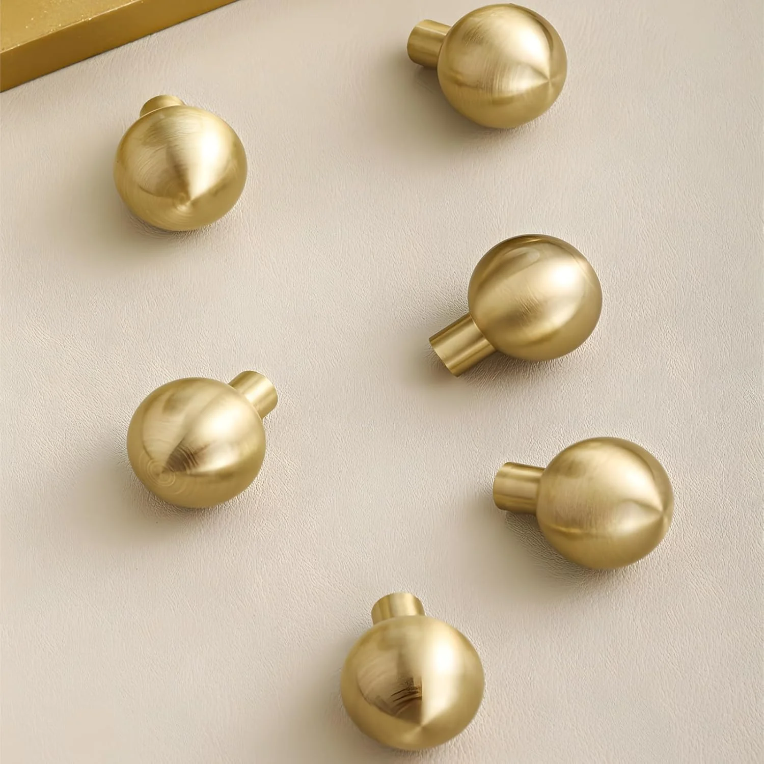 دستگیره کابینت، دستگیره طلایی برای کابینت آشپزخانه، دستگیره کابینت روی جامد با 6 پیچ برای کشو، کمد لباس، کابینت، درها، دکوراسیون، 6 عدد