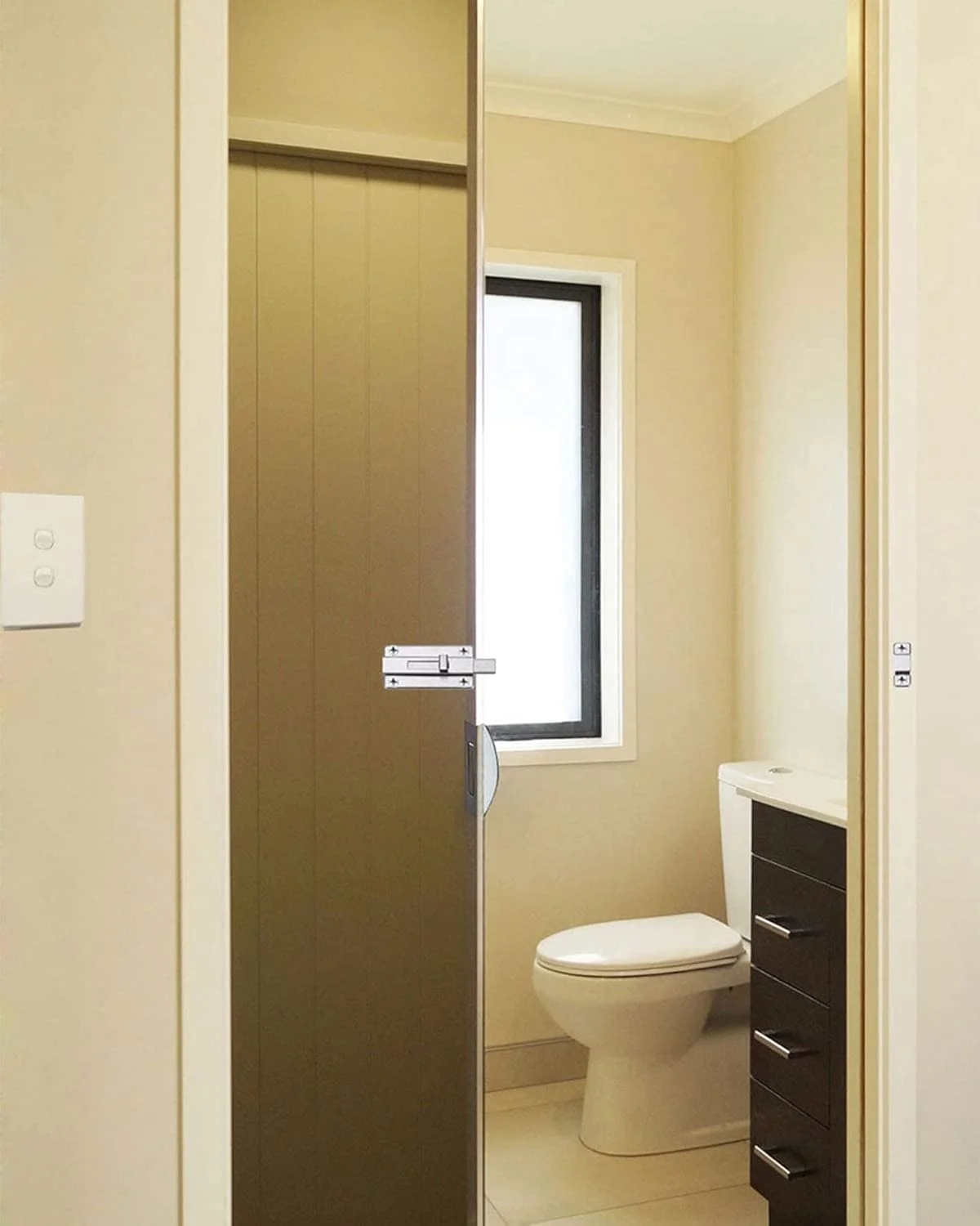 قفل زبانه ای درب کشویی ELECDON، قفل بشکه ای استیل ضد زنگ 3 اینچی برای خانه، حمام، توالت، پنجره، مبلمان و دروازه حیوانات خانگی - قفل کشویی بادوام برای امنیت بیشتر