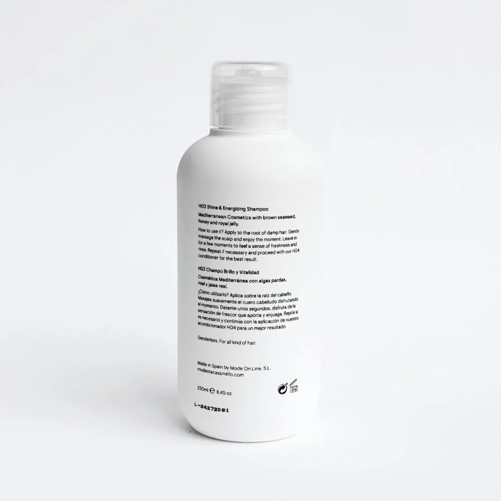 شامپو درخشش و شادابی مو مودستا کاسینلو H03 بدون سولفات و سیلیکون - حاوی جلبک قهوه ای، عسل و روغن زیتون - مناسب موهای کدر، حساس یا رنگ شده (250 میلی لیتر) شامپو درخشش و شادابی مو مودستا کاسینلو H03 بدون سولفات و سیلیکون - حاوی جلبک قهوه ای، عسل و روغن زیتون - مناسب موهای کدر، حساس یا رنگ شده (250 میلی لیتر)