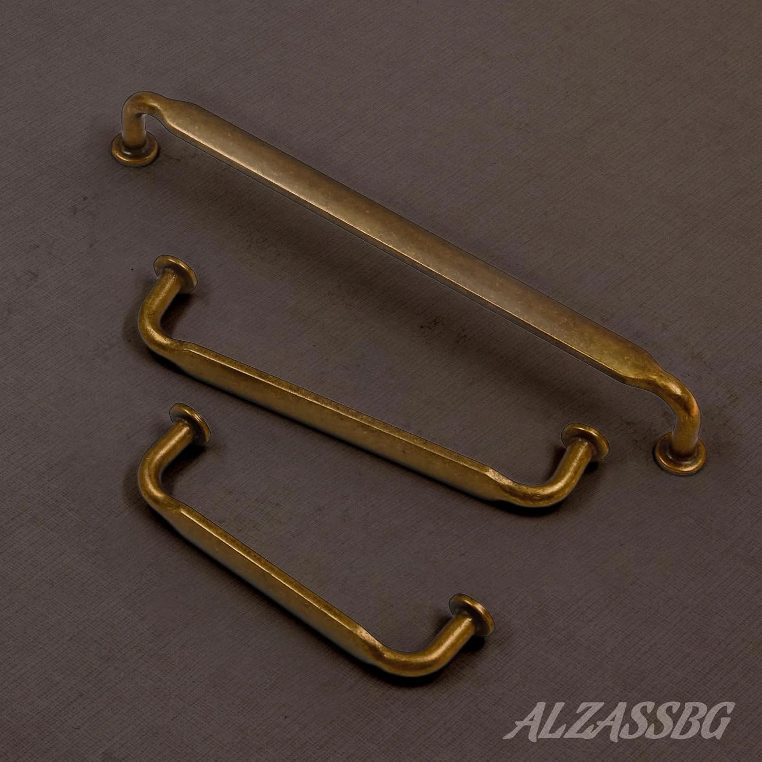 دستگیره کابینت برنجی عتیقه Alzassbg، بسته 15 عددی، مرکز سوراخ 3 اینچی (76 میلی متر)، دستگیره های مدرن کمانی سخت افزار آشپزخانه برای کابینت مدل AL3503AE