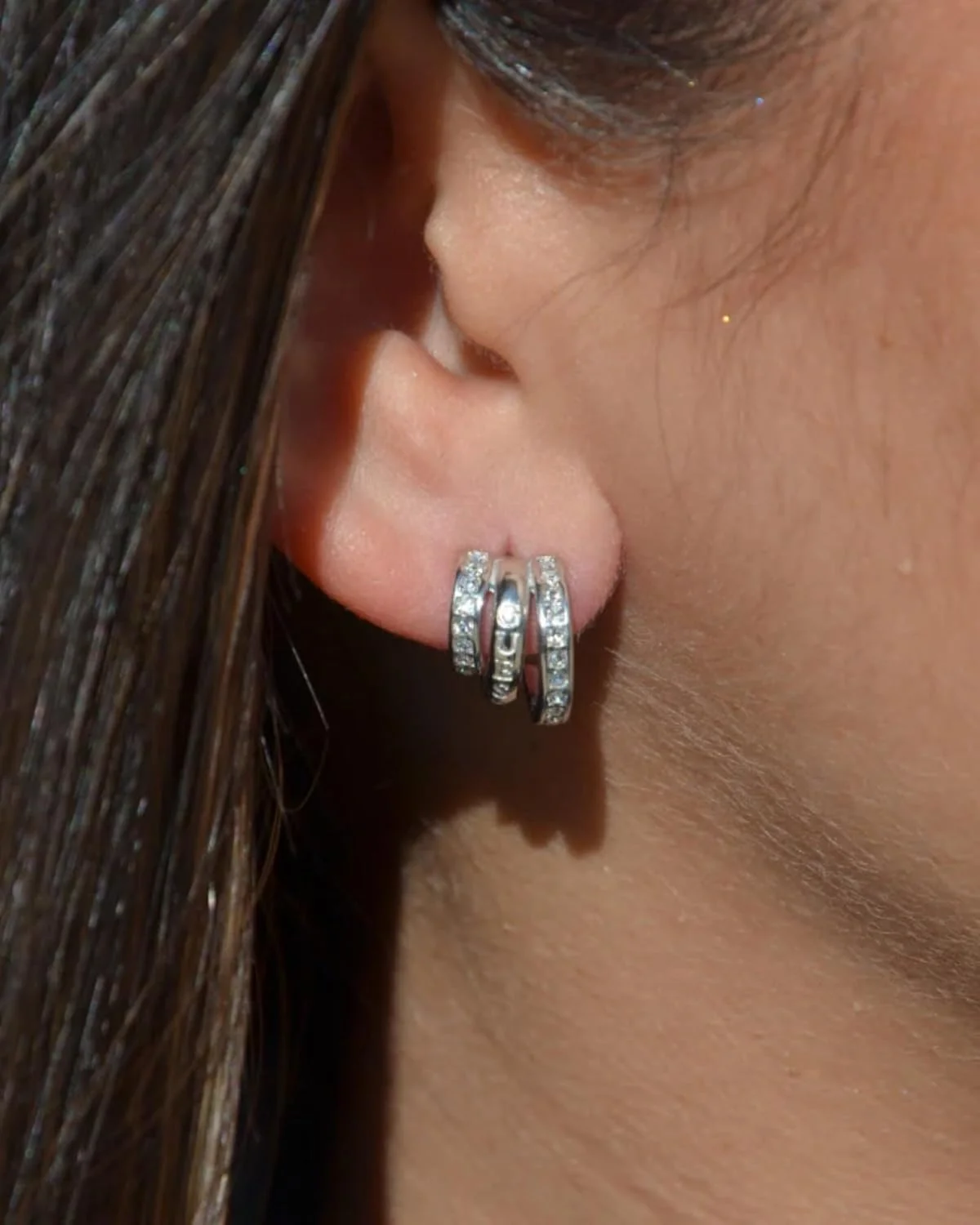 گوشواره استیل زنانه گس مدل JUBE03302JWRH گوشواره استیل زنانه گس مدل JUBE03302JWRH