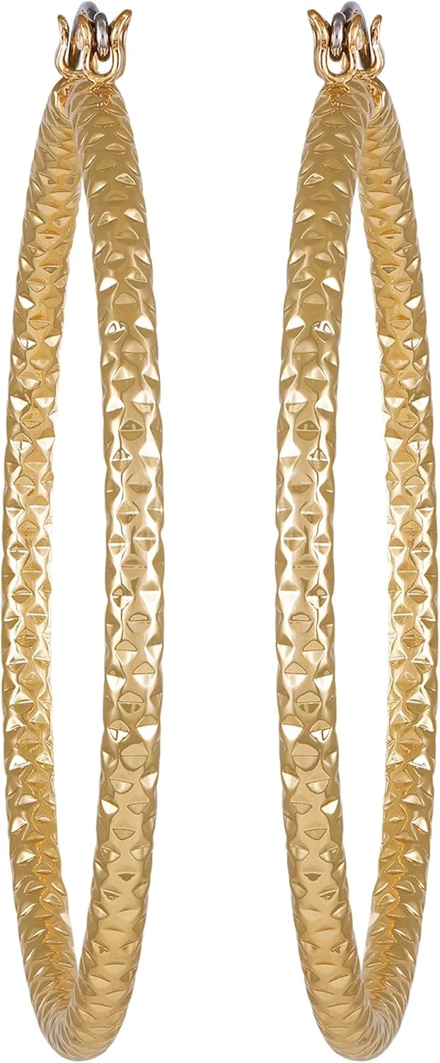 گوشواره های حلقه ای بزرگ بافت دار طلایی حدس گوشواره های حلقه ای بزرگ بافت دار طلایی حدس