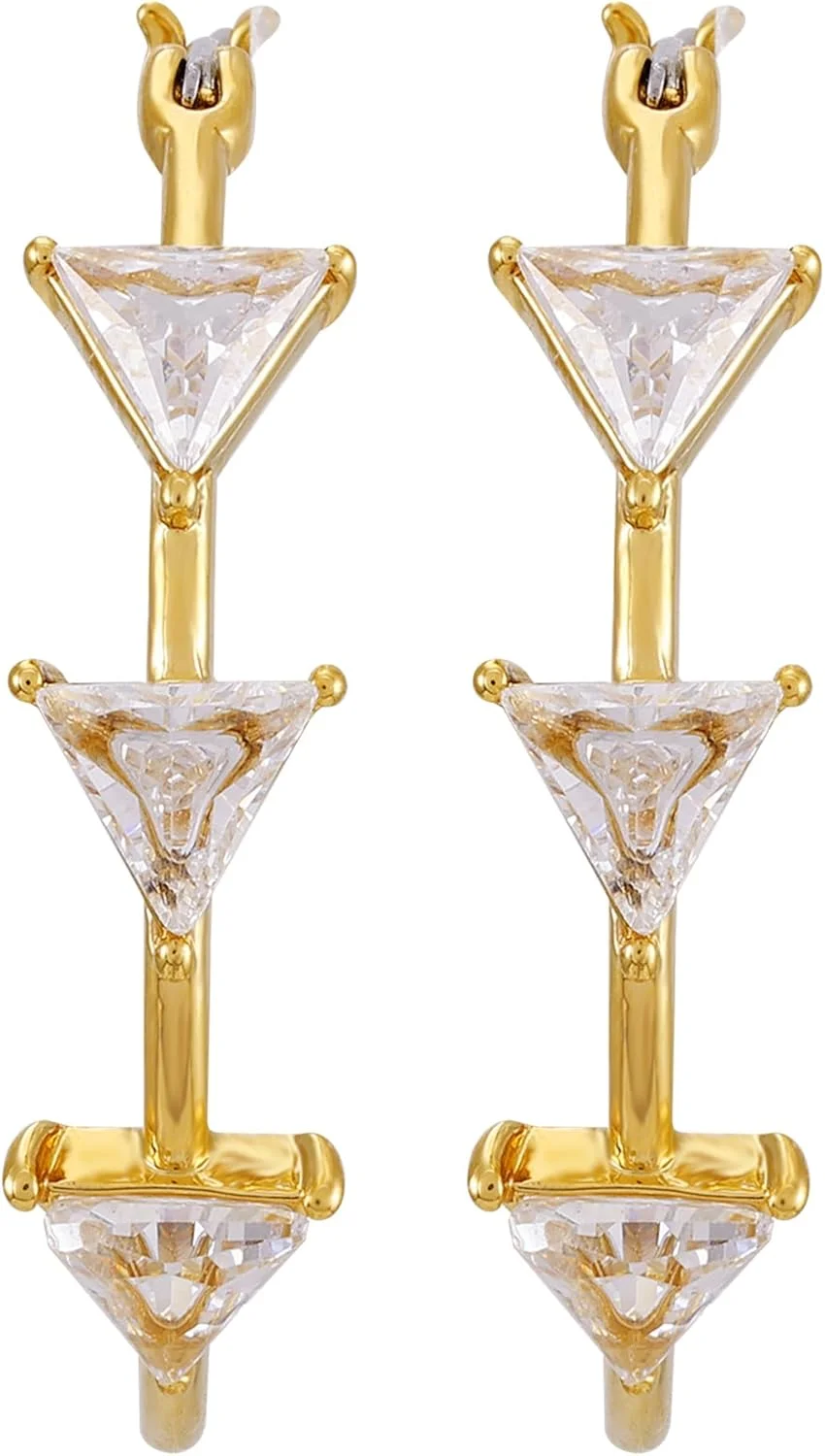 گوشواره های حلقه ای نگین دار GUESS ECO با روکش طلایی گوشواره های حلقه ای نگین دار GUESS ECO با روکش طلایی