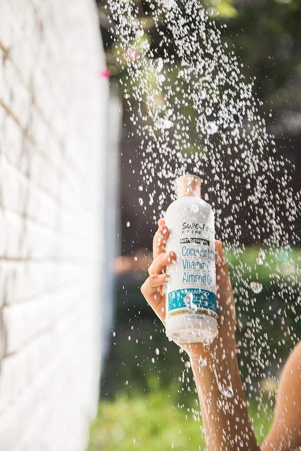 شامپو آبرسان قوی پتال فرش SuperFoods (شیر نارگیل، ویتامین E و روغن بادام) | زیبایی SuperFoods