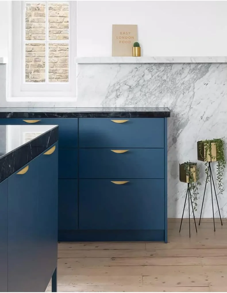 دستگیره کابینت نالاکال، دستگیره های طلایی کشو، دستگیره درب کابینت کشو، دستگیره مبلمان با پیچ، دستگیره کابینت آشپزخانه، برای درب کمد، درب کابینت و دکوراسیون منزل (117 میلی متر، 4 عدد) دستگیره کابینت نالاکال، دستگیره های طلایی کشو، دستگیره درب کابینت کشو، دستگیره مبلمان با پیچ، دستگیره کابینت آشپزخانه، برای درب کمد، درب کابینت و دکوراسیون منزل (117 میلی متر، 4 عدد)