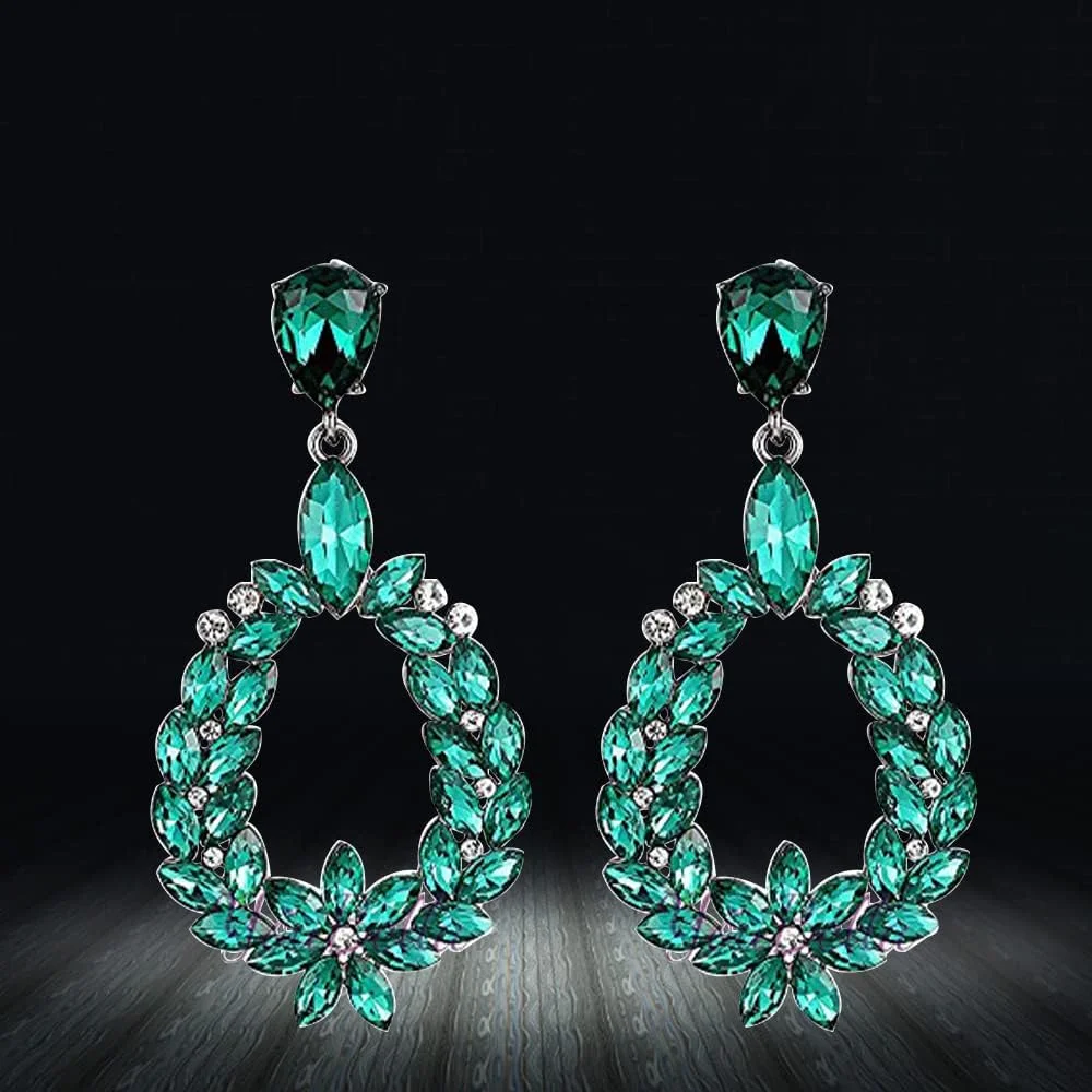 گوشواره های آویز طلایی زنانه یوتبلا مناسب مهمانی (سبز)(YBEAR_31660) گوشواره های آویز طلایی زنانه یوتبلا مناسب مهمانی (سبز)(YBEAR_31660)