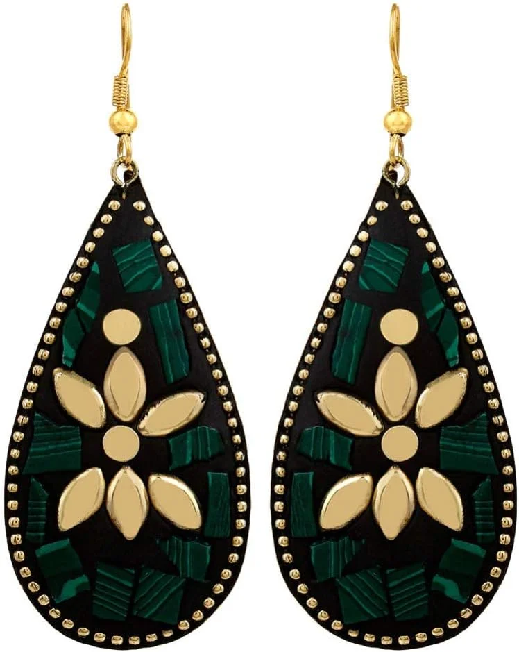 گوشواره های چند رنگ طلایی طرح افغانی تبتی YouBella برای دختران/زنان (بسته 3 عددی) گوشواره های چند رنگ طلایی طرح افغانی تبتی YouBella برای دختران/زنان (بسته 3 عددی)