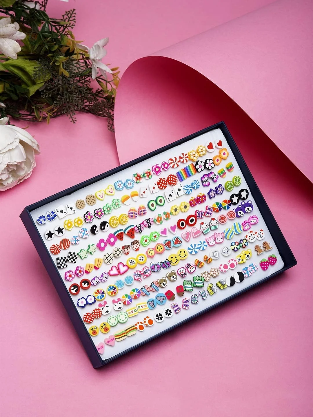 گوشواره های زنانه YouBella Jewellery، بسته 100 عددی گوشواره میخی برای زنان و دختران (چند رنگ) (YBEAR_32864)، متوسط