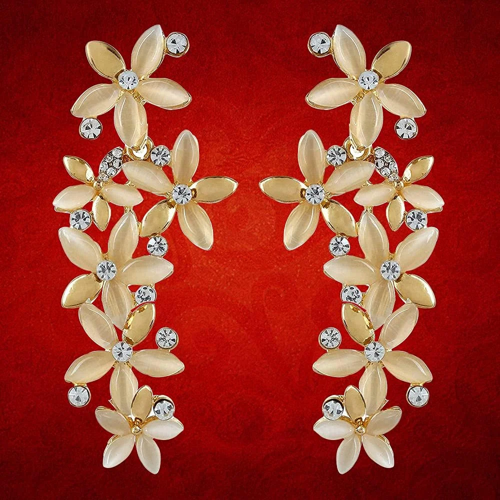 گوشواره های آویز نگین دار و طلایی زنانه یوولا مناسب مهمانی (طلایی-سفید)(Ybear_31243) گوشواره های آویز نگین دار و طلایی زنانه یوولا مناسب مهمانی (طلایی-سفید)(Ybear_31243)