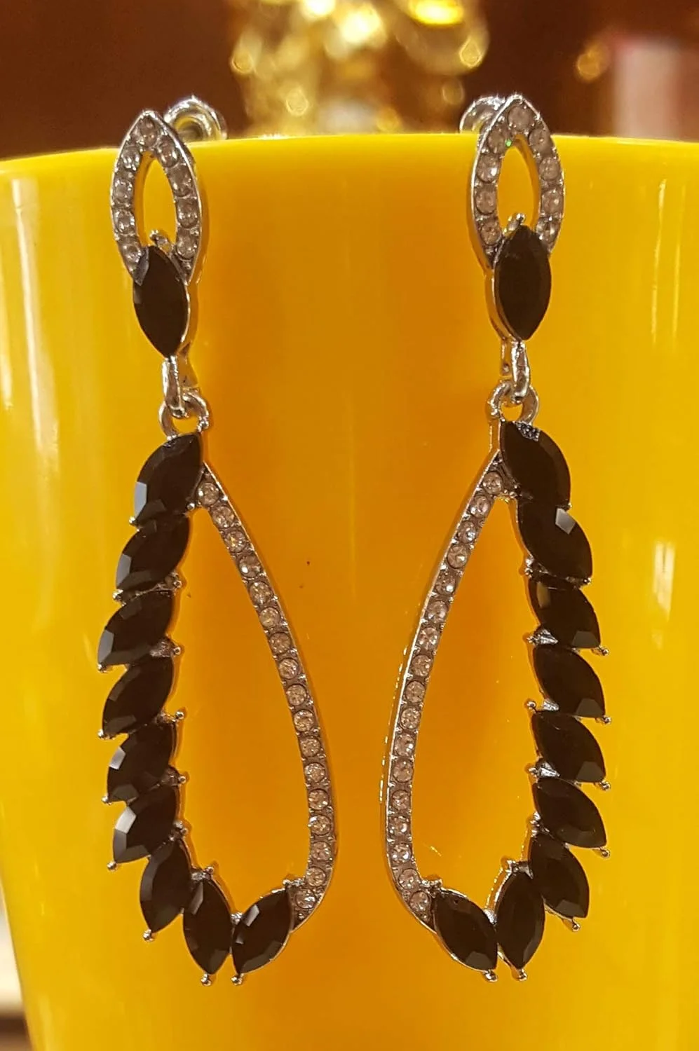 گوشواره های آویز نقره ای زنانه یوولا، مناسب برای مهمانی (مشکی) (YBEAR_32192) گوشواره های آویز نقره ای زنانه یوولا، مناسب برای مهمانی (مشکی) (YBEAR_32192)