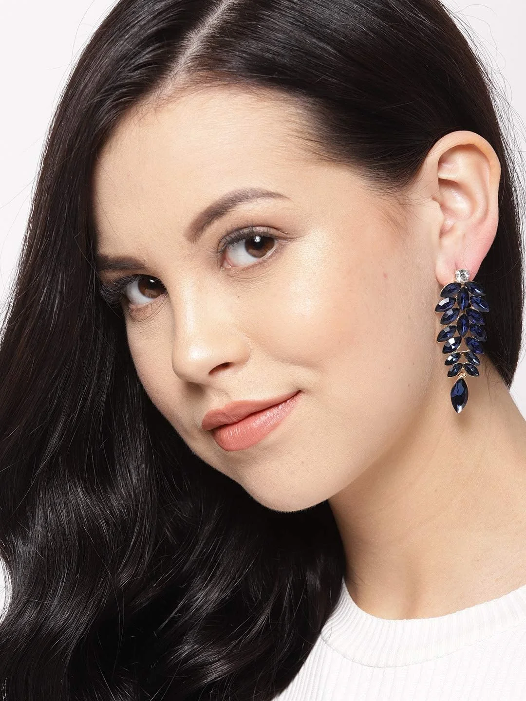 گوشواره های آویز کریستالی شیک و مد روز YouBella، مناسب برای بانوان و دختران، به سبک بالیوود گوشواره های آویز کریستالی شیک و مد روز YouBella، مناسب برای بانوان و دختران، به سبک بالیوود