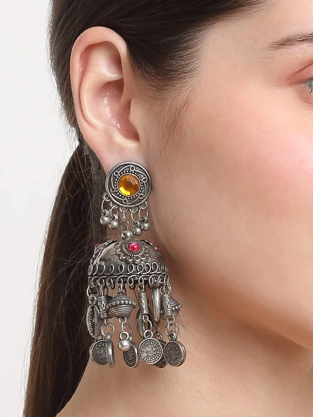 گوشواره های جومکی بزرگ نقره ای اکسید شده الهام گرفته از سلبریتی YouBella Jewellery برای دختران و زنان گوشواره های جومکی بزرگ نقره ای اکسید شده الهام گرفته از سلبریتی YouBella Jewellery برای دختران و زنان