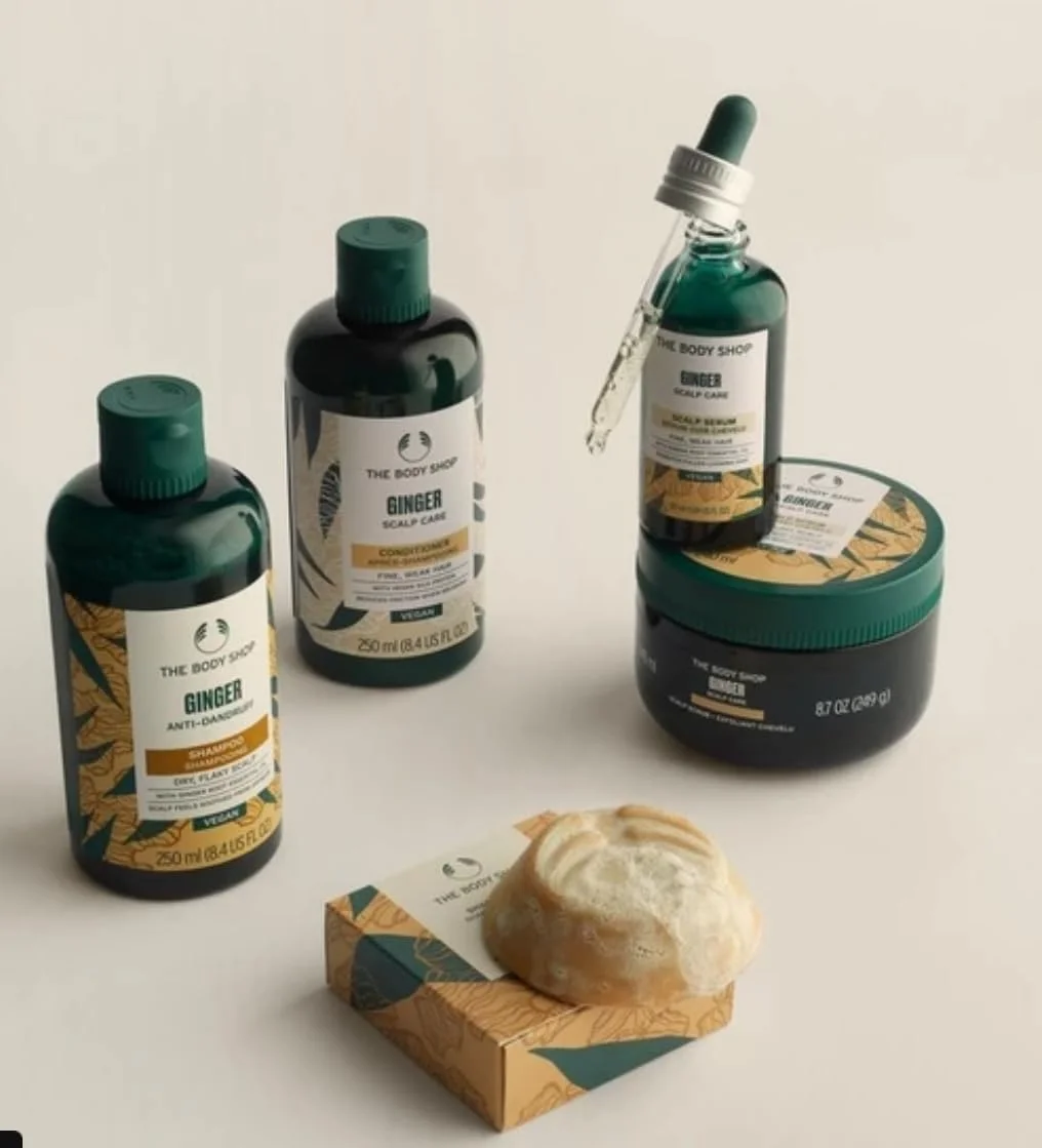 شامپو ضد شوره زنجبیل بادی شاپ مناسب پوست سر خشک، خارش دار و پوسته پوسته - 250 میلی لیتر شامپو ضد شوره زنجبیل بادی شاپ مناسب پوست سر خشک، خارش دار و پوسته پوسته - 250 میلی لیتر