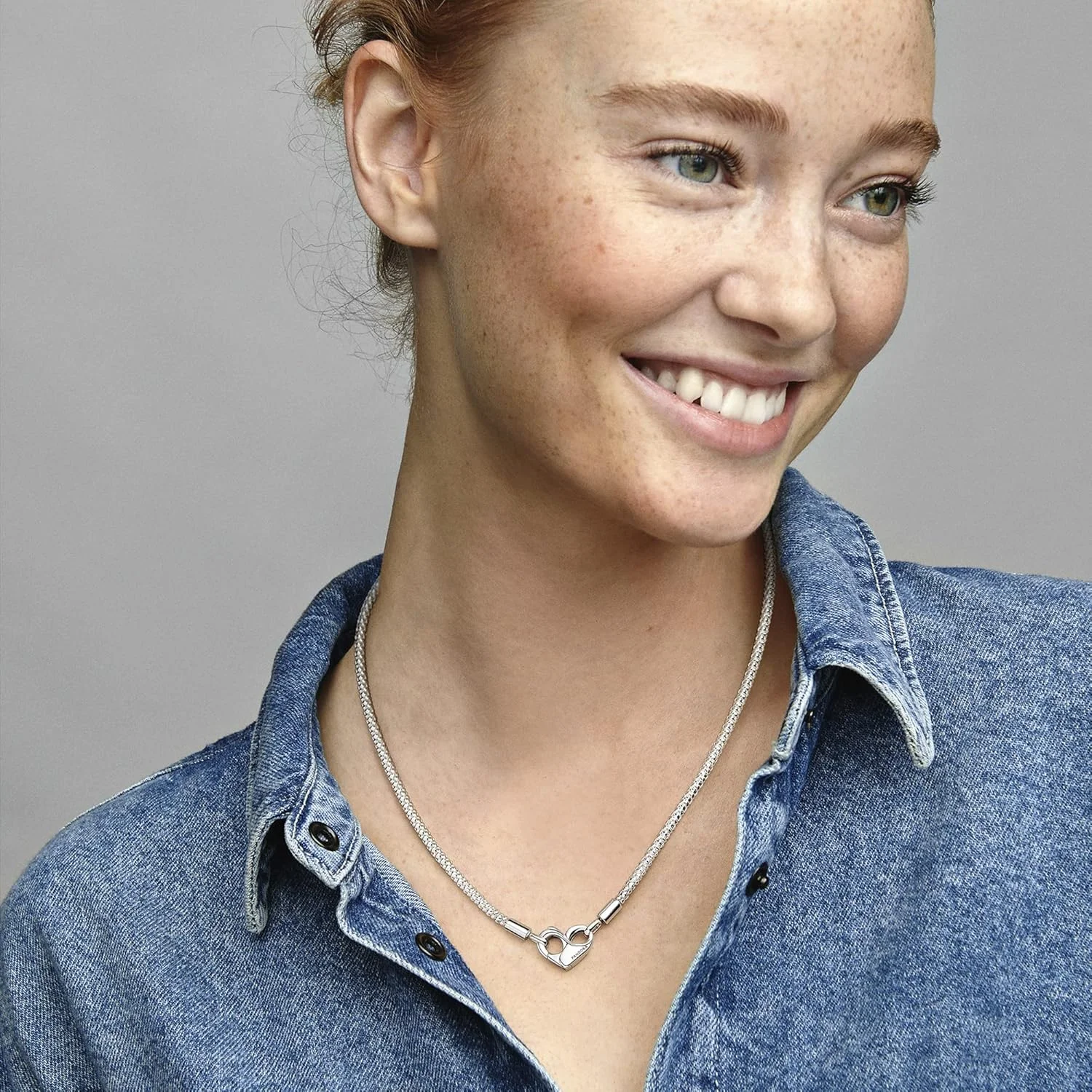 گردنبند زنجیری پاندورا Moments، روکش طلای 14 عیار، با قفل قلبی گردنبند زنجیری پاندورا Moments، روکش طلای 14 عیار، با قفل قلبی