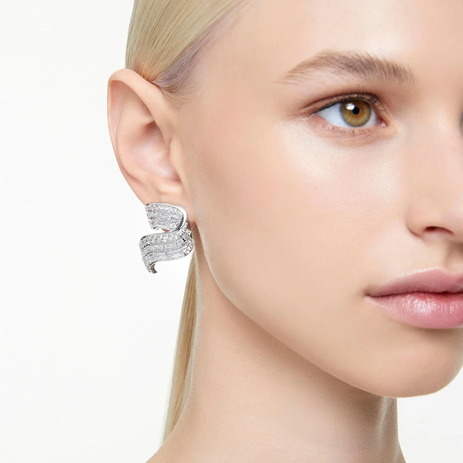 گوشواره های کریستالی Swarovski Hyperbola گوشواره های کریستالی Swarovski Hyperbola