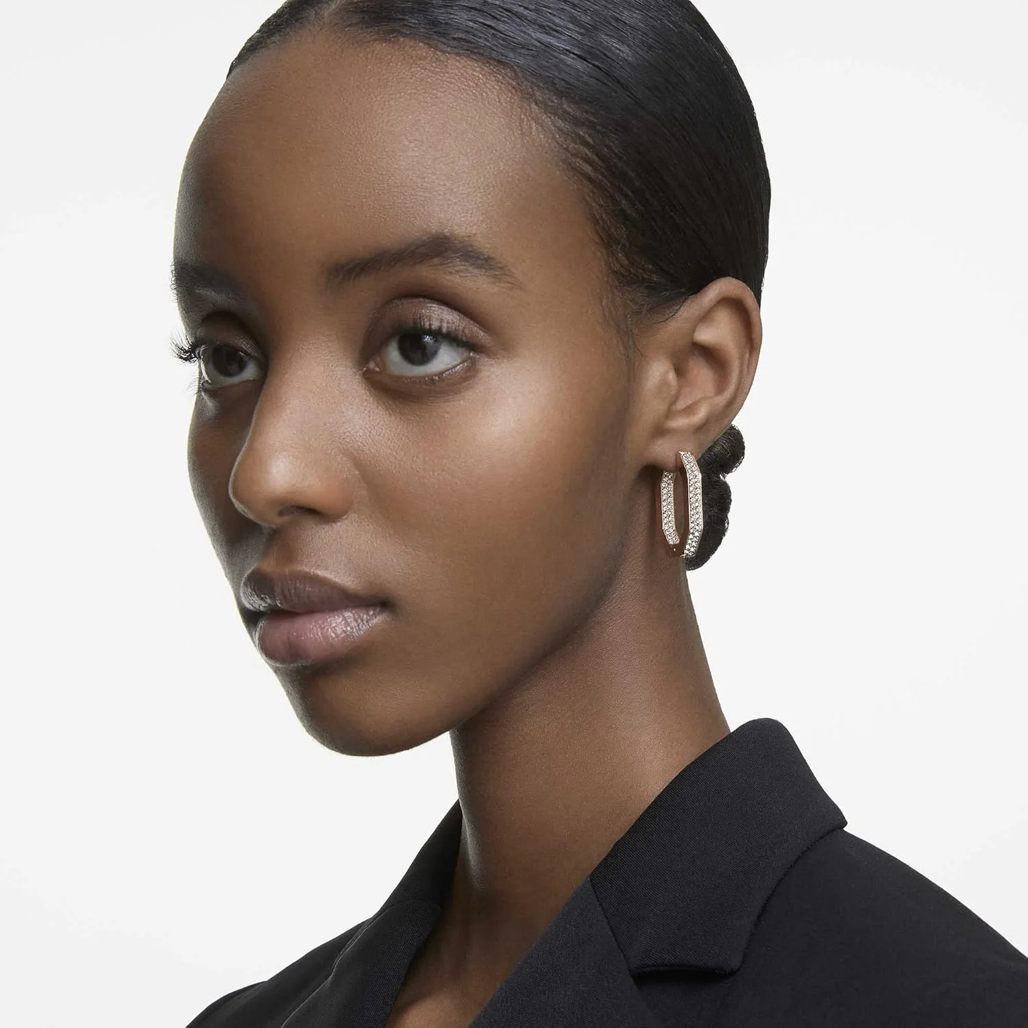 گوشواره حلقه ای سواروسکی Dextera، هشت ضلعی، پاوه، کوچک، سفید، روکش طلایی رزگلد گوشواره حلقه ای سواروسکی Dextera، هشت ضلعی، پاوه، کوچک، سفید، روکش طلایی رزگلد