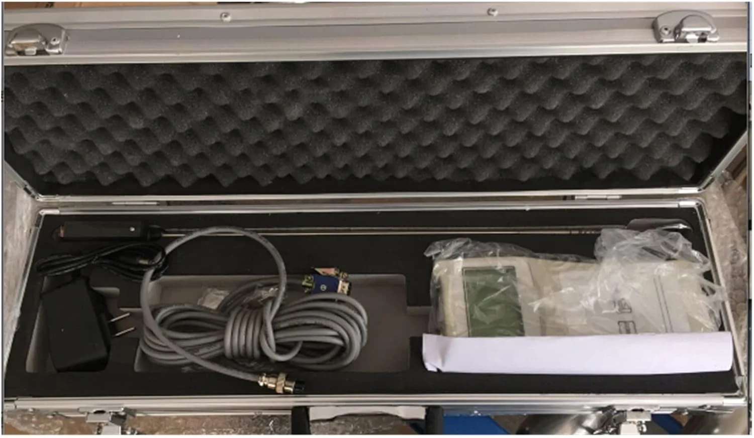 فلومتر، سرعت سنج جریان التراسونیک دستی LS300A، سرعت سنج قابل حمل 0.01 تا 4.0 متر بر ثانیه برای لوله های مسی/PVC