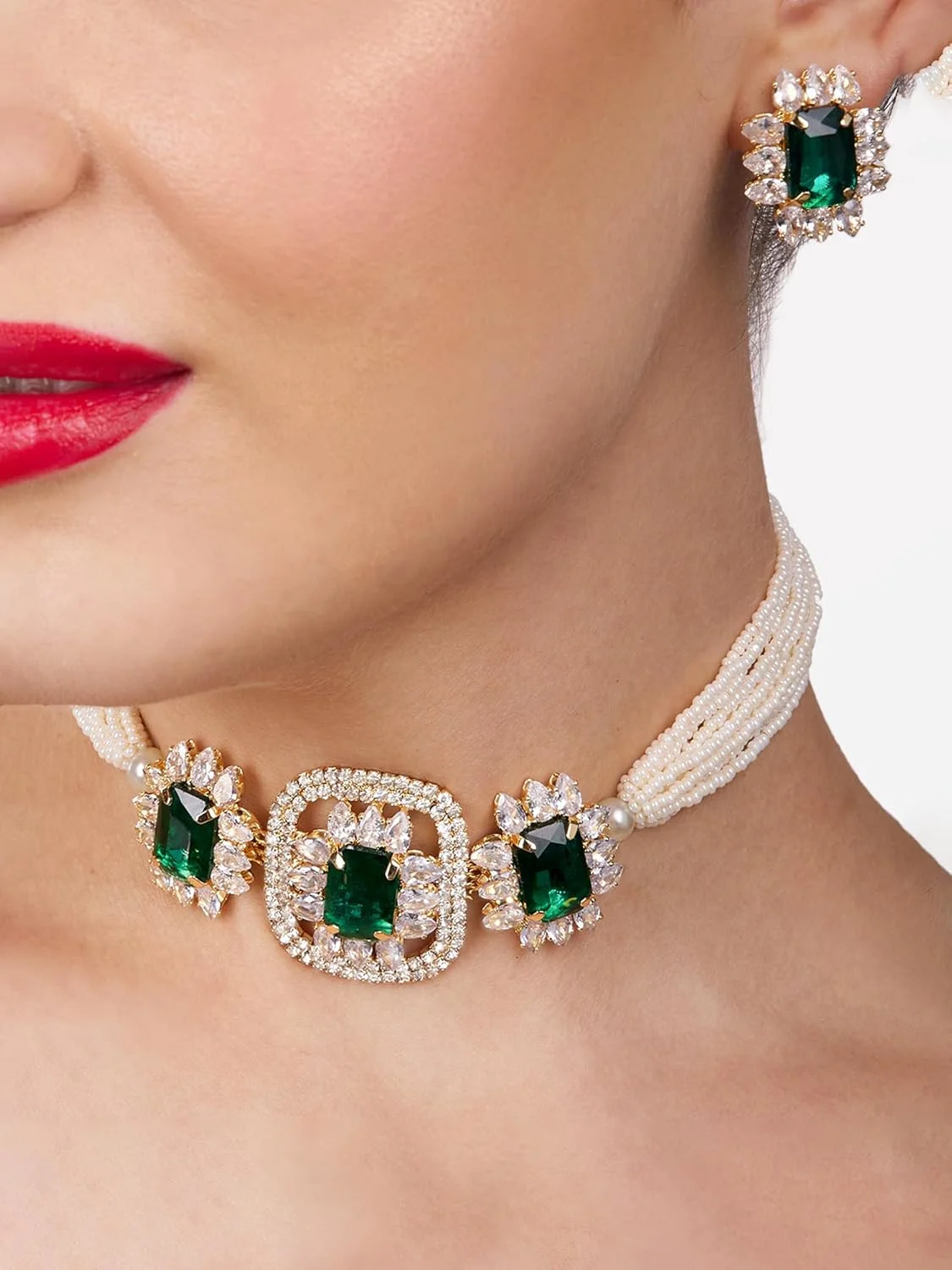 گردنبند چوکر چند رشته ای مهره دار با سنگ های سبز و گوشواره زنانه ZAVERI PEARLS مدل ZPFK17202 گردنبند چوکر چند رشته ای مهره دار با سنگ های سبز و گوشواره زنانه ZAVERI PEARLS مدل ZPFK17202