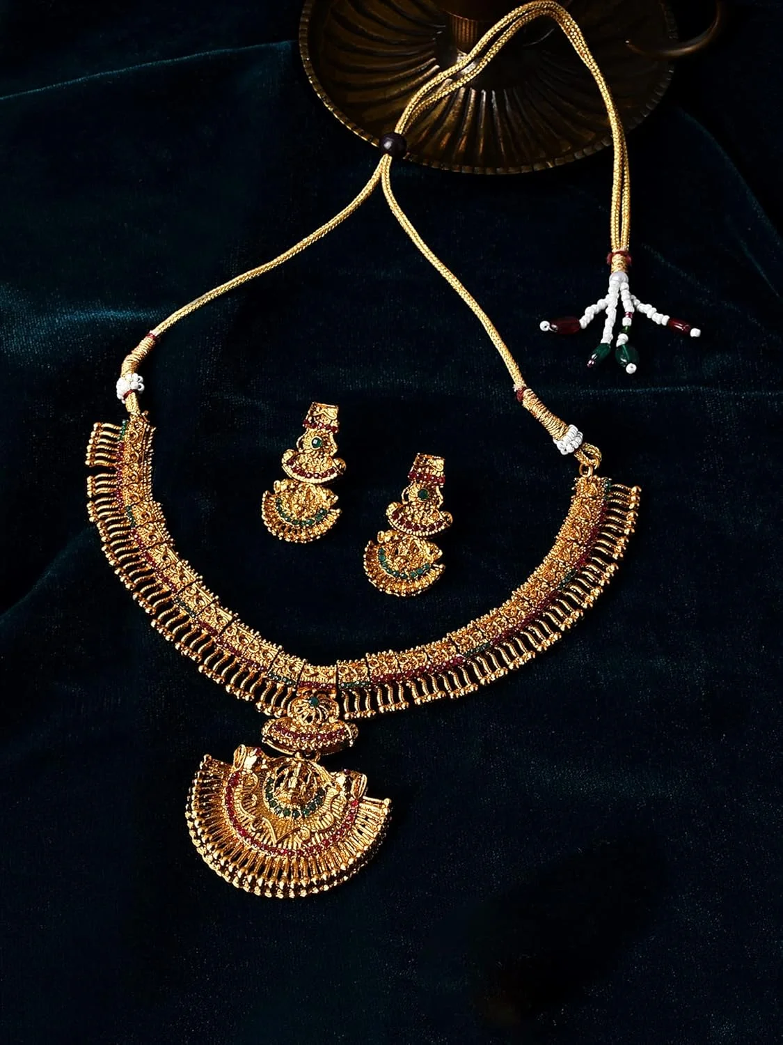 ست جواهرات معبد ZAVERI PEARLS برای زنان (طلایی) (ZPFK9639)