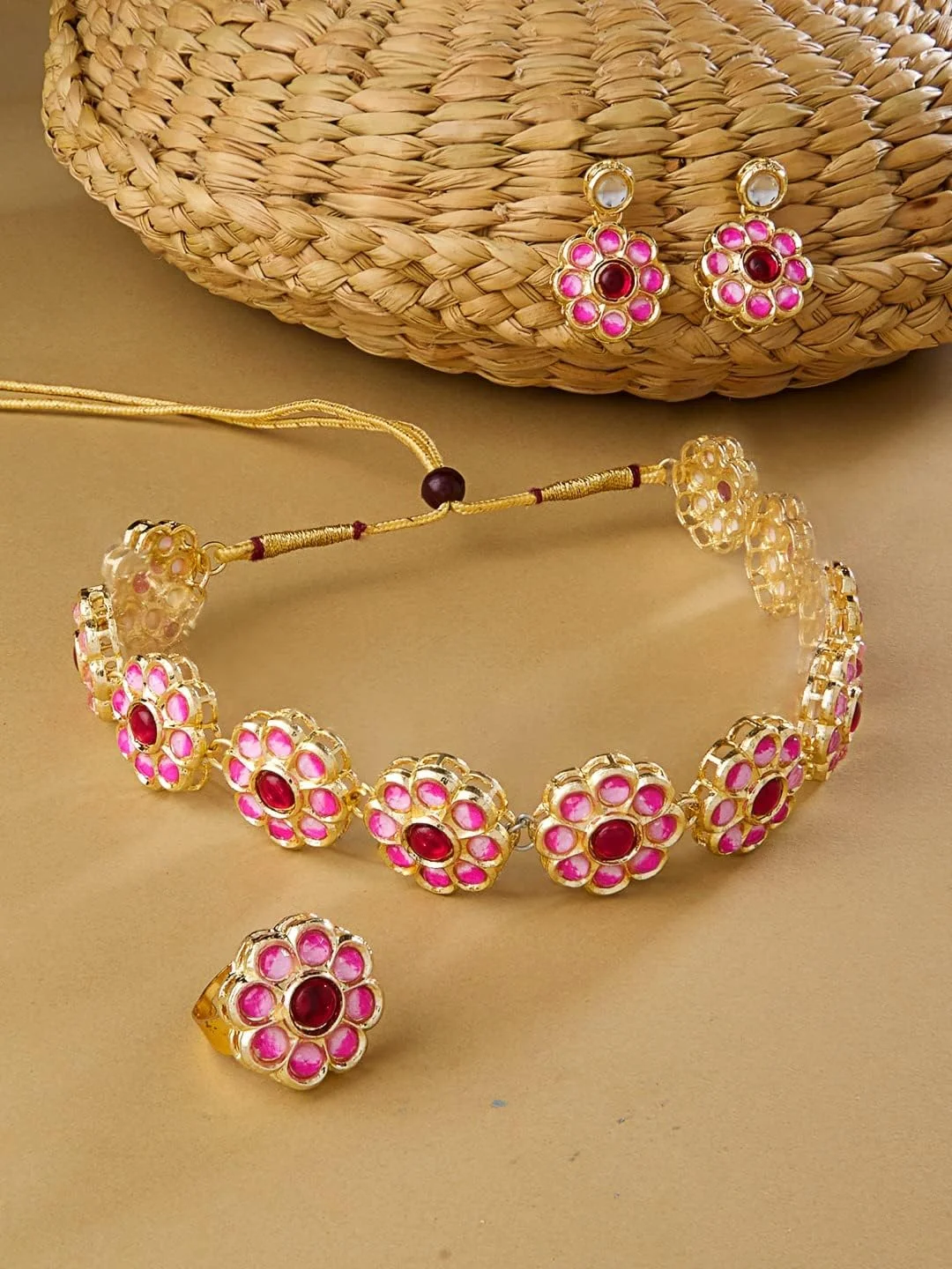 زیوری پرلز ست گردنبند، گوشواره و انگشتر گل های میناکاری صورتی کندان زنانه - ZPFK13203