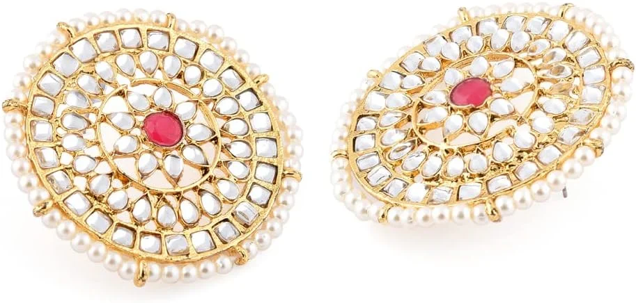 گوشواره میخی زنانه ZAVERI PEARLS با روکش طلای 22 عیار، طرح نگین های Kundan و مروارید، مدل دایره ای (Zpfk9082) گوشواره میخی زنانه ZAVERI PEARLS با روکش طلای 22 عیار، طرح نگین های Kundan و مروارید، مدل دایره ای (Zpfk9082)