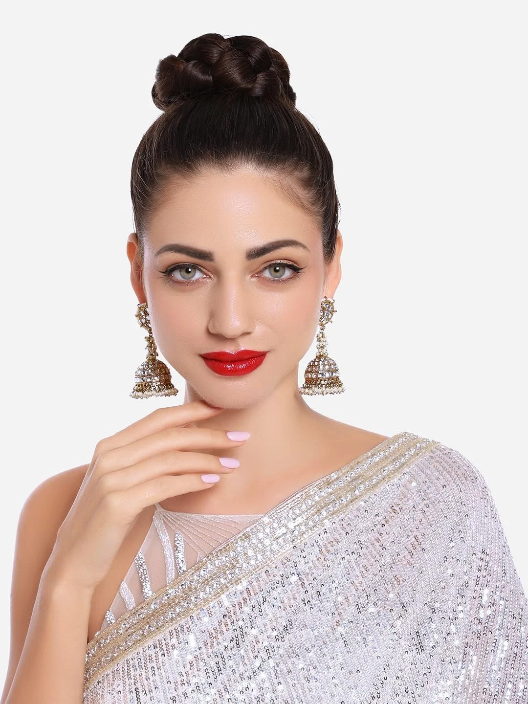 گوشواره آویز زنانه زاوری پرلز طرح کندن با مهره های طلایی مدل Jhumka-ZPFK18208 گوشواره آویز زنانه زاوری پرلز طرح کندن با مهره های طلایی مدل Jhumka-ZPFK18208
