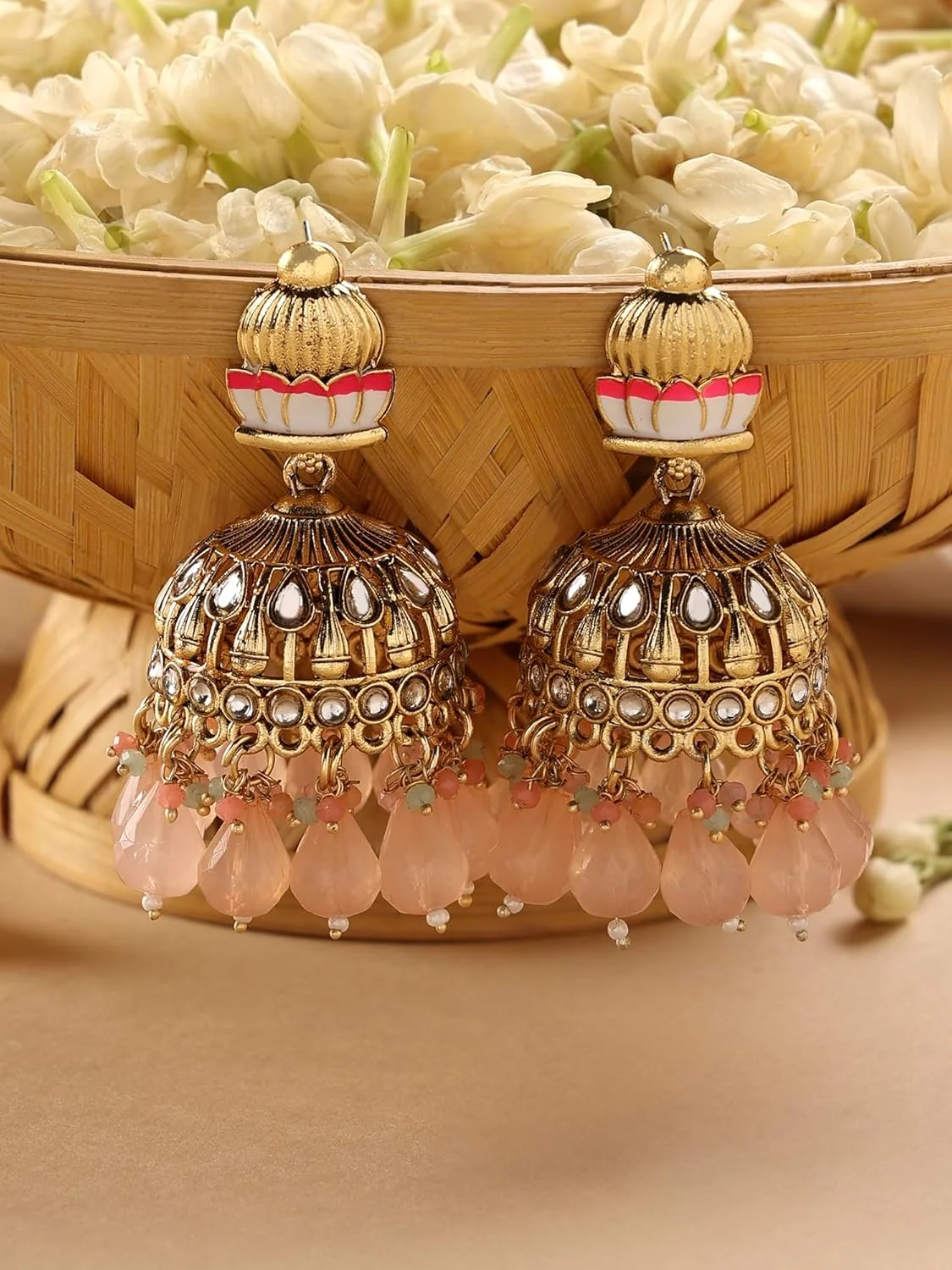 گوشواره های جومکا زنانه میناکاری چند رنگ نیلوفر کندان قومی Zaveri Pearls - ZPFK16590 گوشواره های جومکا زنانه میناکاری چند رنگ نیلوفر کندان قومی Zaveri Pearls - ZPFK16590