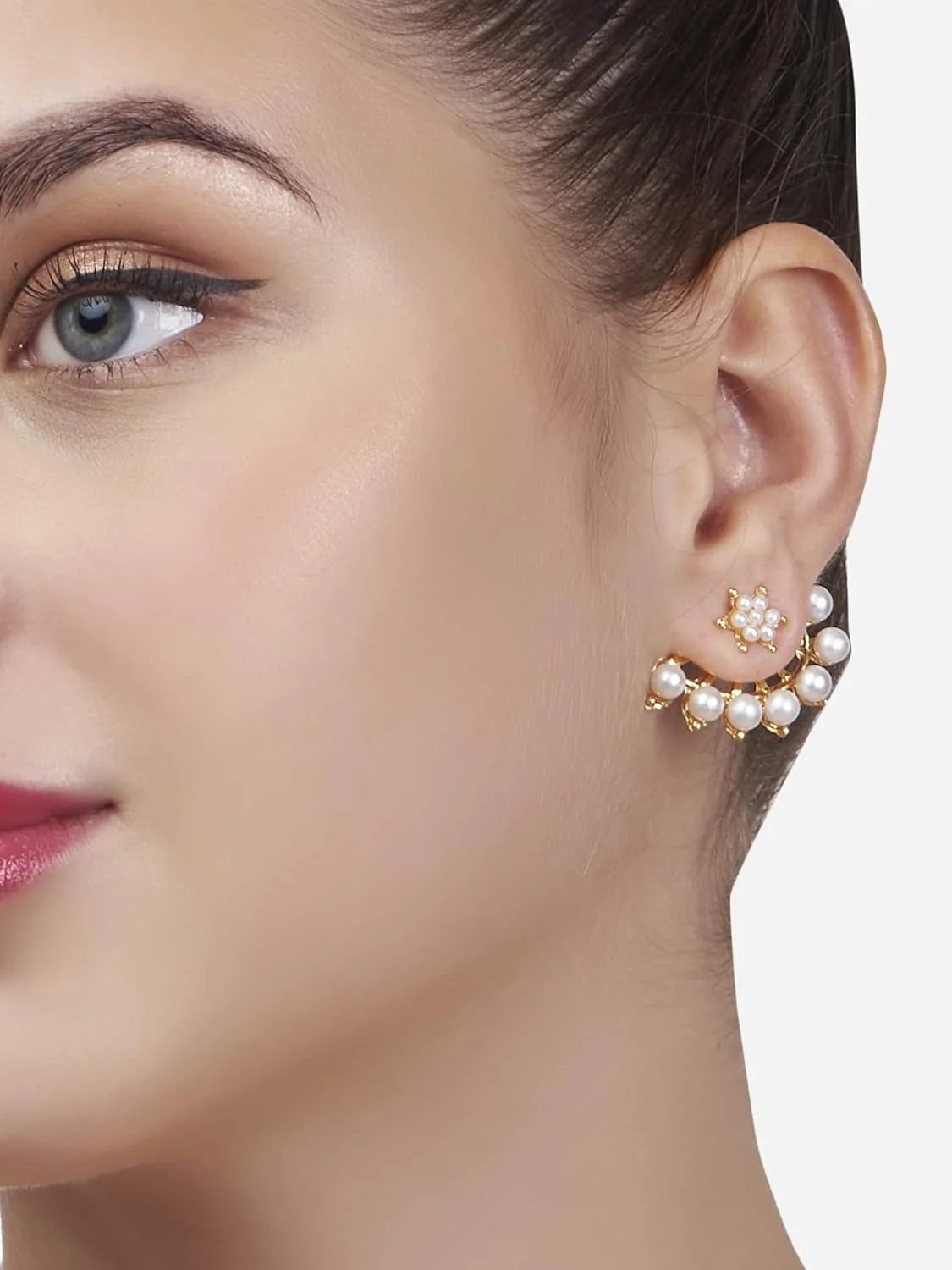 گوشواره ژاکتی زنانه زیوری پرلز با روکش طلایی و مزین به مروارید - ZPFK13689 گوشواره ژاکتی زنانه زیوری پرلز با روکش طلایی و مزین به مروارید - ZPFK13689