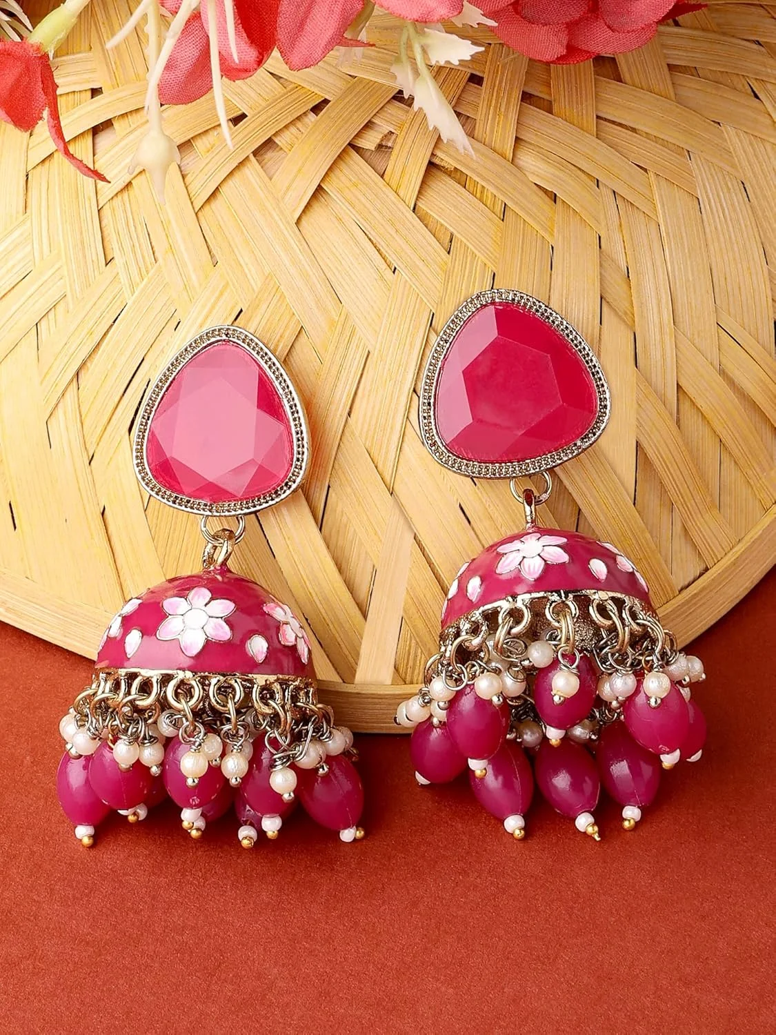 گوشواره زنانه جومکی میناکاری شده صورتی رانی ZAVERI PEARLS با سنگ و مهره های خوشه ای - ZPFK14919 گوشواره زنانه جومکی میناکاری شده صورتی رانی ZAVERI PEARLS با سنگ و مهره های خوشه ای - ZPFK14919