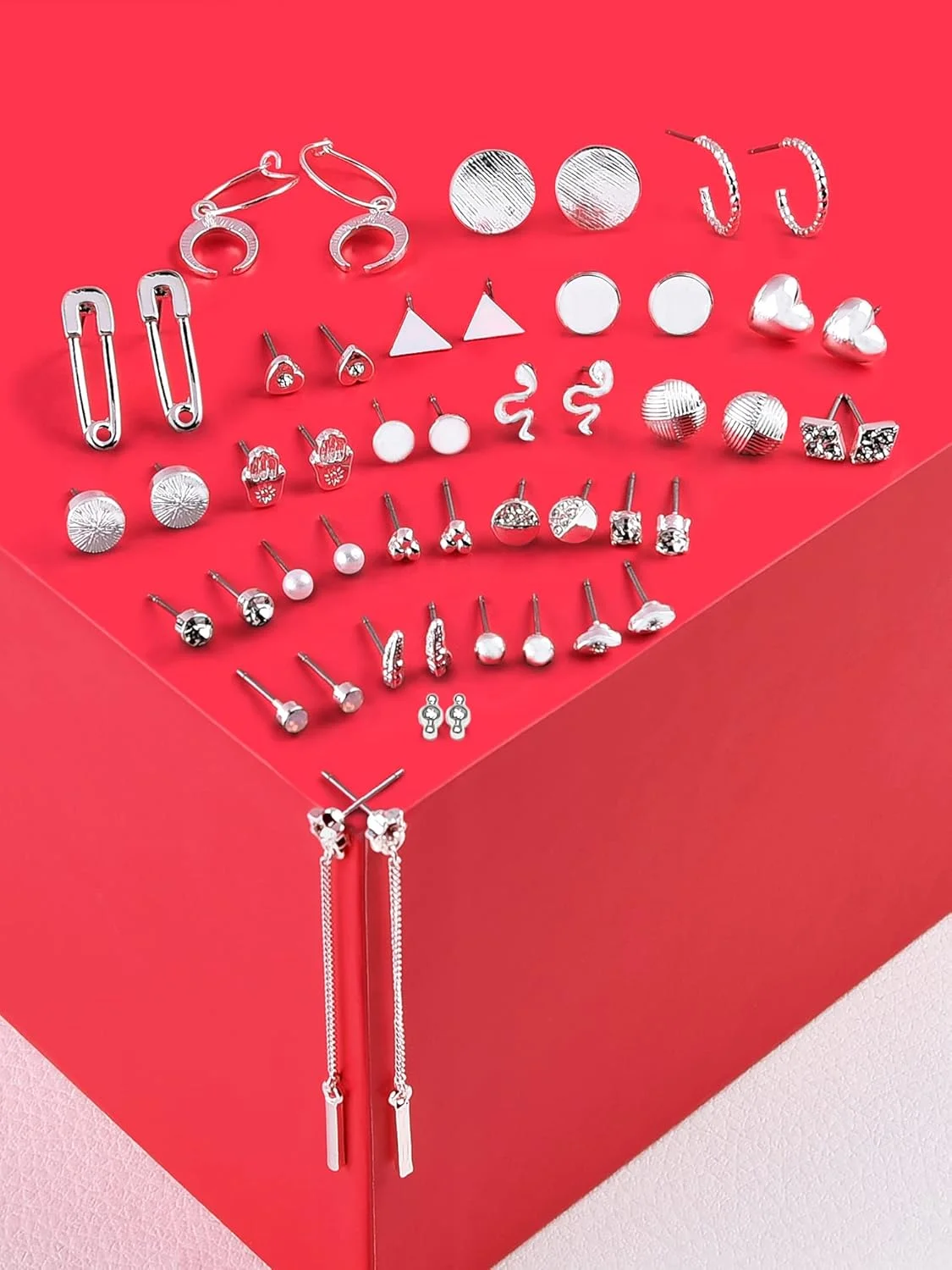 زیوری پرلز ست نقره ای شامل 25 عدد گوشواره میخی مدرن، آویز و حلقه ای زنانه - ZPFK17714 زیوری پرلز ست نقره ای شامل 25 عدد گوشواره میخی مدرن، آویز و حلقه ای زنانه - ZPFK17714