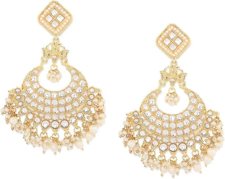 گوشواره آویز زنانه ZAVERI PEARLS با طرح سنتی نگین های کندان و مروارید - ZPFK11426