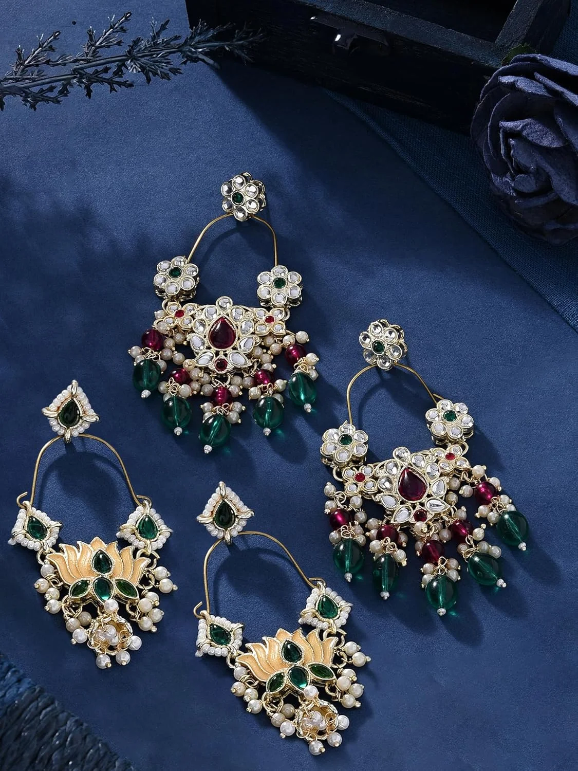 ست گوشواره آویز زنانه Zaveri Pearls، شامل ۲ عدد گوشواره سبز و صورتی رانی با سنگ های Kundan و الماس های اتریشی مدل ZPFK16873 ست گوشواره آویز زنانه Zaveri Pearls، شامل ۲ عدد گوشواره سبز و صورتی رانی با سنگ های Kundan و الماس های اتریشی مدل ZPFK16873