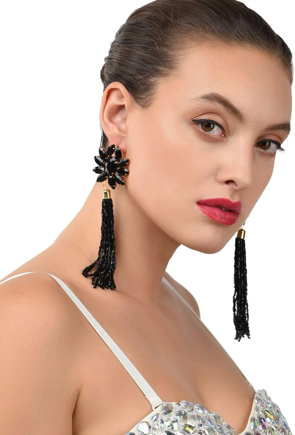 گوشواره آویز منگوله ای زنانه ZAVERI PEARLS با روکش طلای 22 عیار و کریستال های مشکی درخشان - Zpfk7528 گوشواره آویز منگوله ای زنانه ZAVERI PEARLS با روکش طلای 22 عیار و کریستال های مشکی درخشان - Zpfk7528
