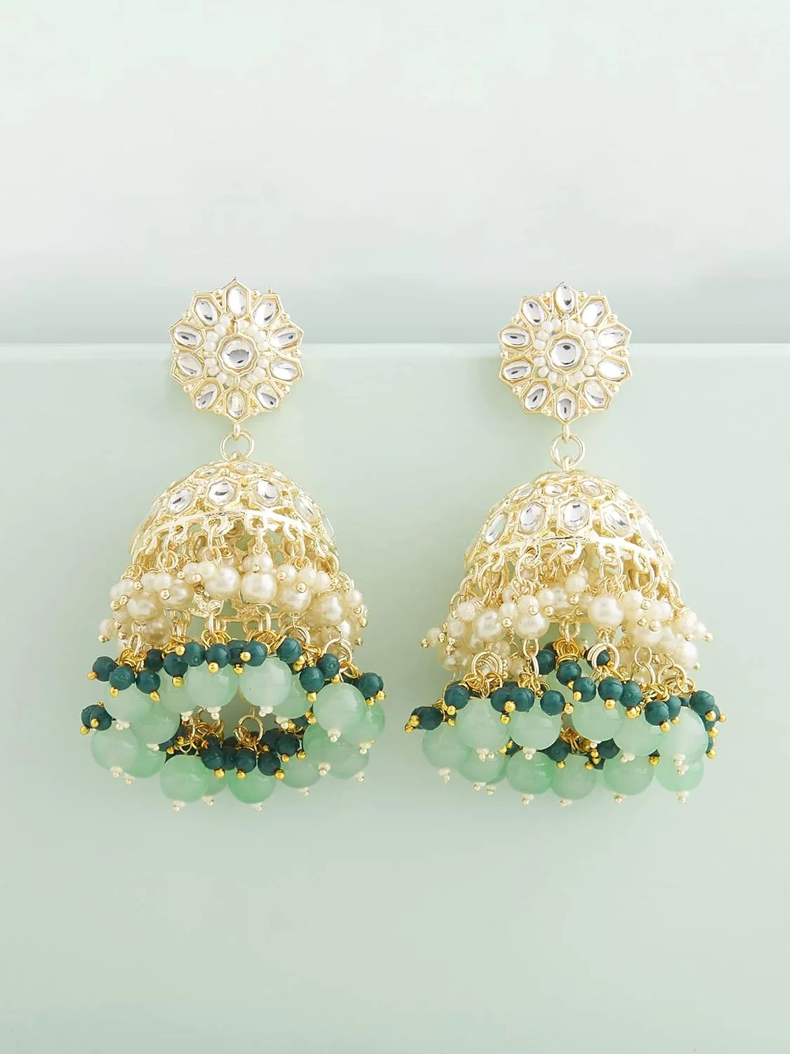 گوشواره آویز جومکی زنانه نگین دار سبز رنگ ZAVERI PEARLS مدل ZPFK13548 گوشواره آویز جومکی زنانه نگین دار سبز رنگ ZAVERI PEARLS مدل ZPFK13548