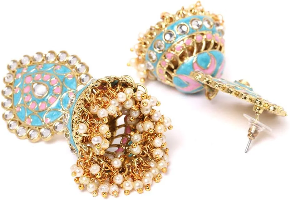 گوشواره جومکی میناکاری فیروزه ای آبی و صورتی ZAVERI PEARLS با پایه فلزی، نگین های Kundan و مروارید، مناسب برای بانوان - ZPFK9615 گوشواره جومکی میناکاری فیروزه ای آبی و صورتی ZAVERI PEARLS با پایه فلزی، نگین های Kundan و مروارید، مناسب برای بانوان - ZPFK9615