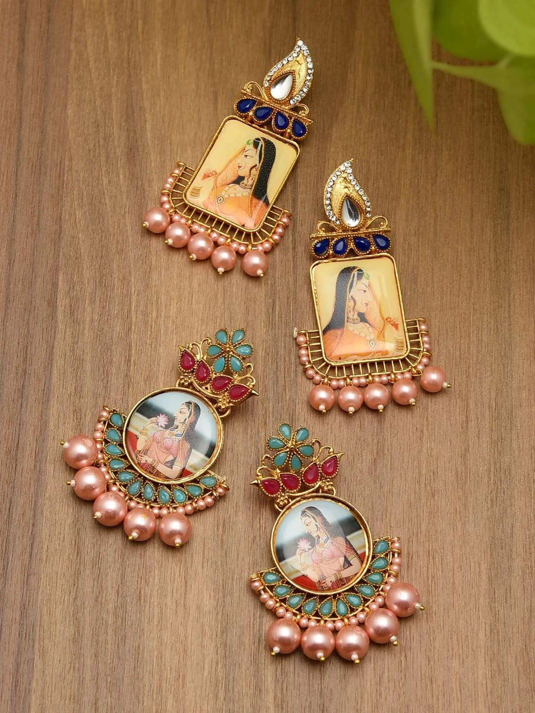 گوشواره آویز زنانه زوری پرلز با الهام از پدماوتی، رنگ طلایی، ست 2 عددی